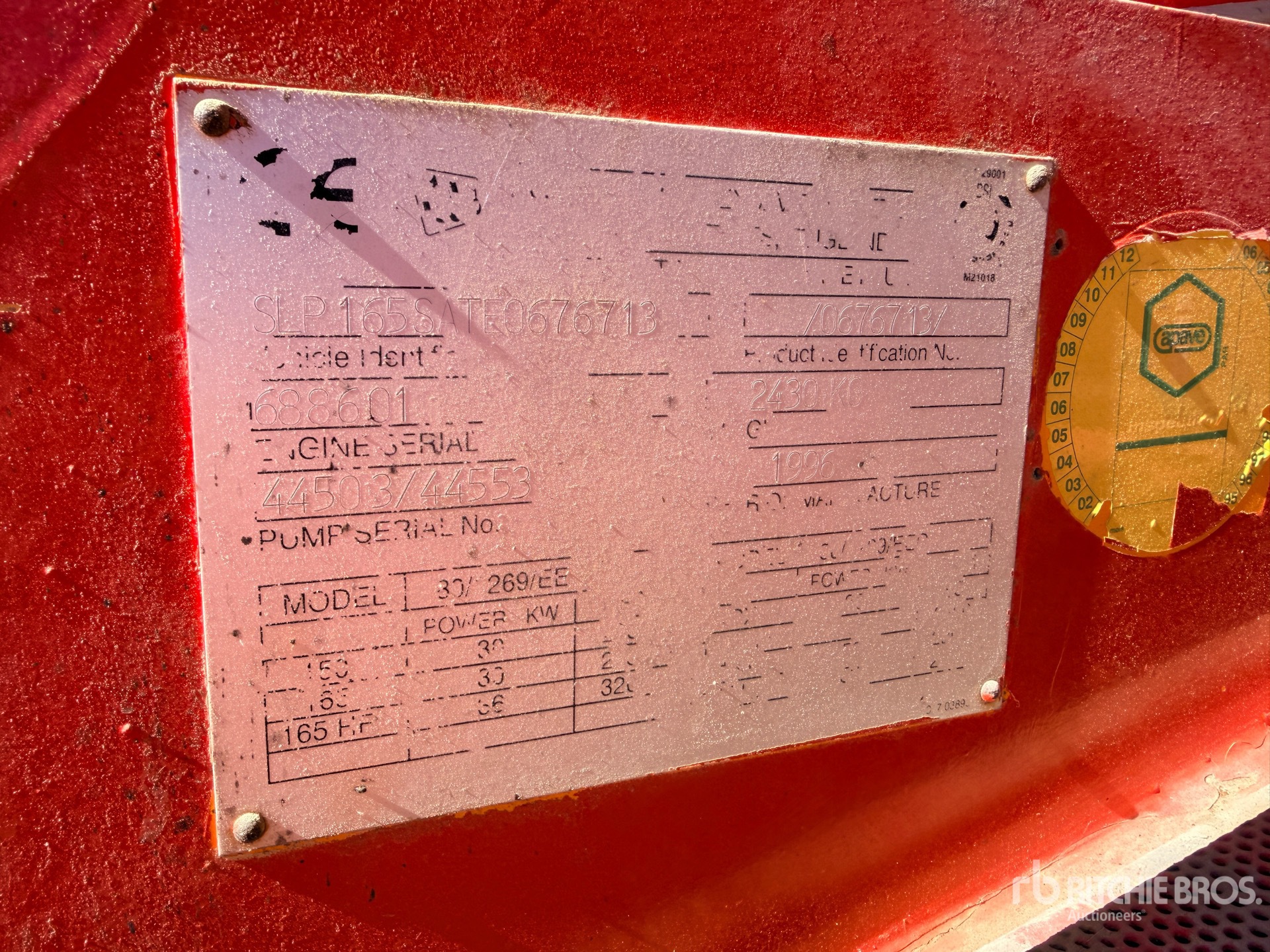 1996 JCB 165