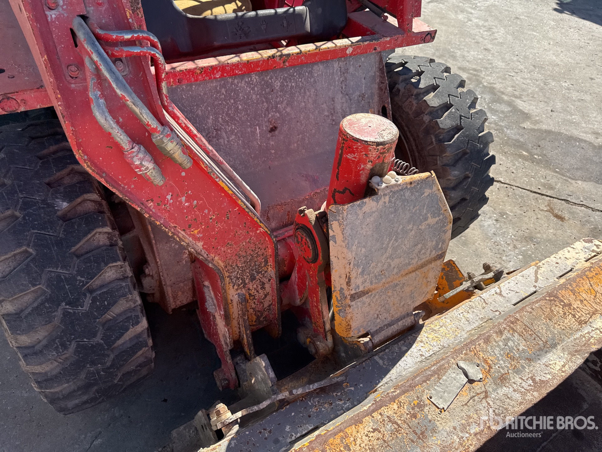 1996 JCB 165
