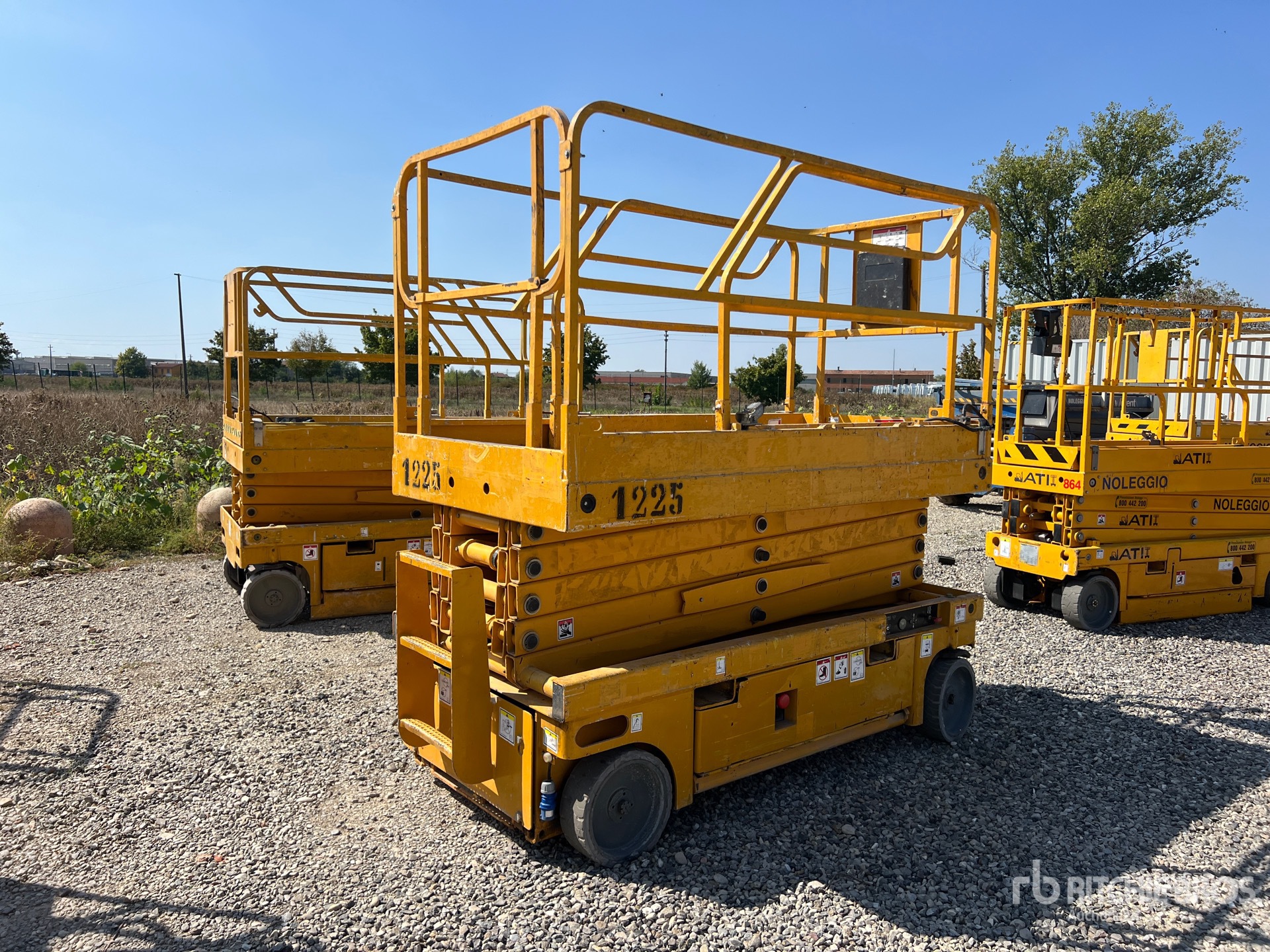 2007 Haulotte COMPACT12