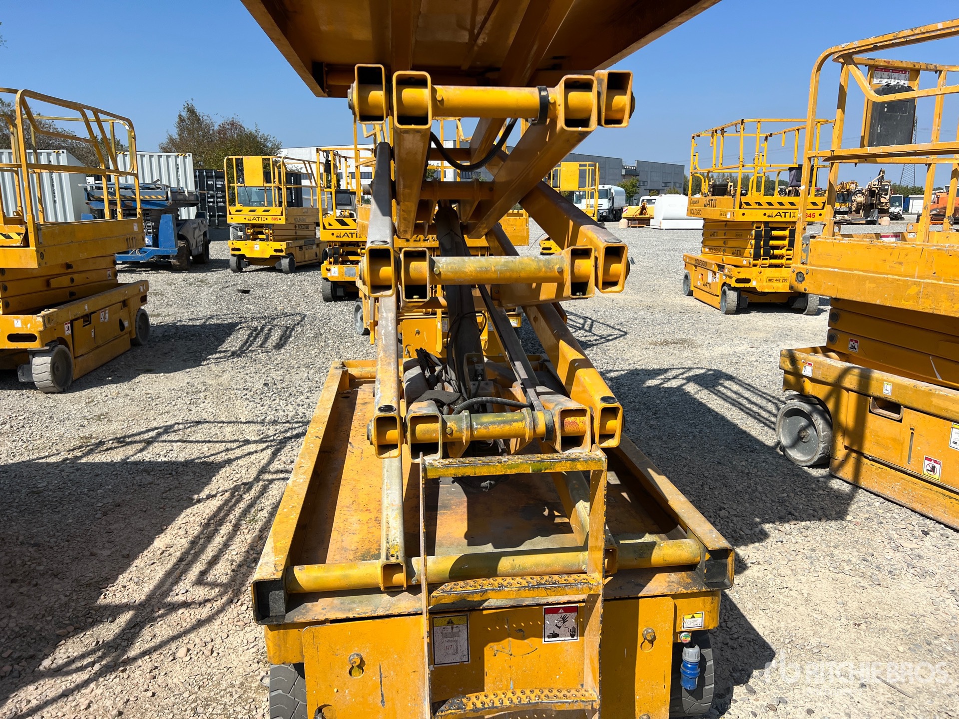 2006 Haulotte COMPACT 10