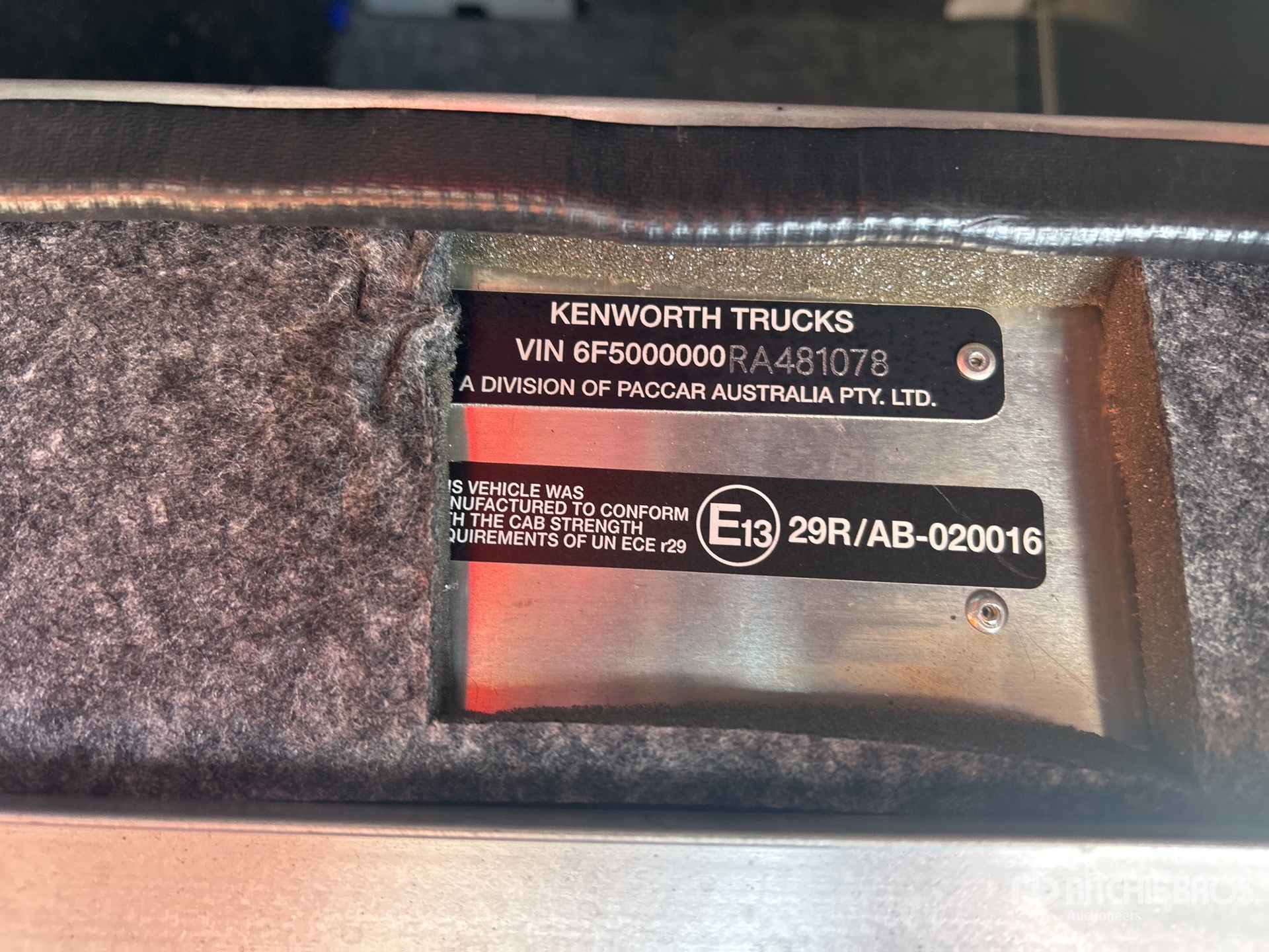 2024 Kenworth K200 BIG CAB AE