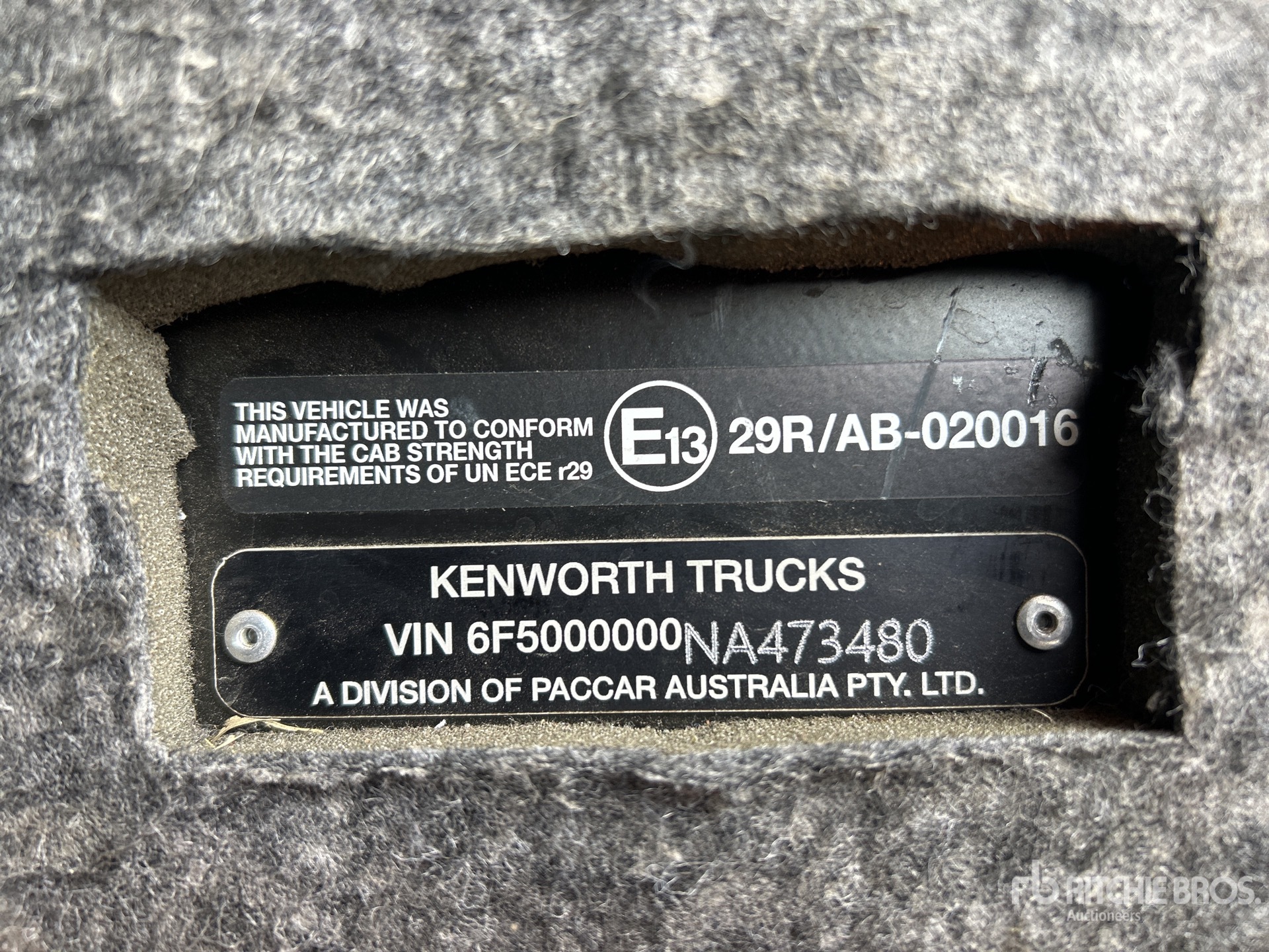 2022 Kenworth K200 BIG CAB AE