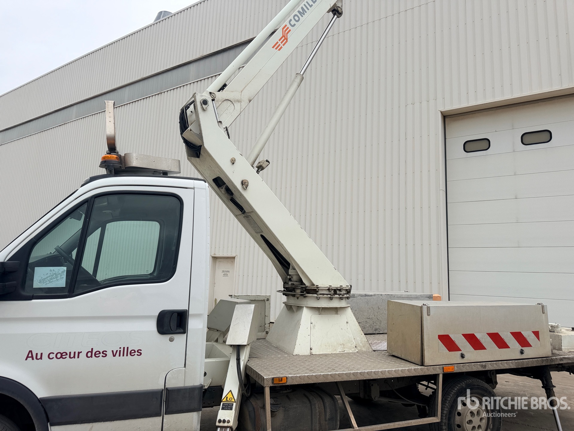 2015 Iveco 35S13