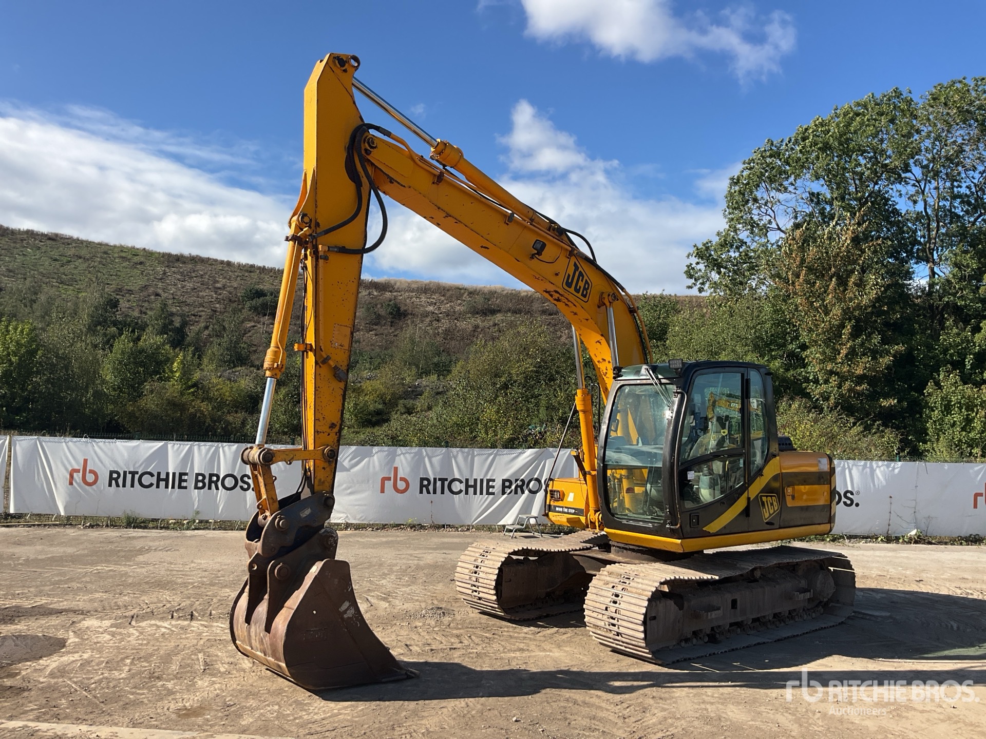 Photo of 2002 JCB JS130