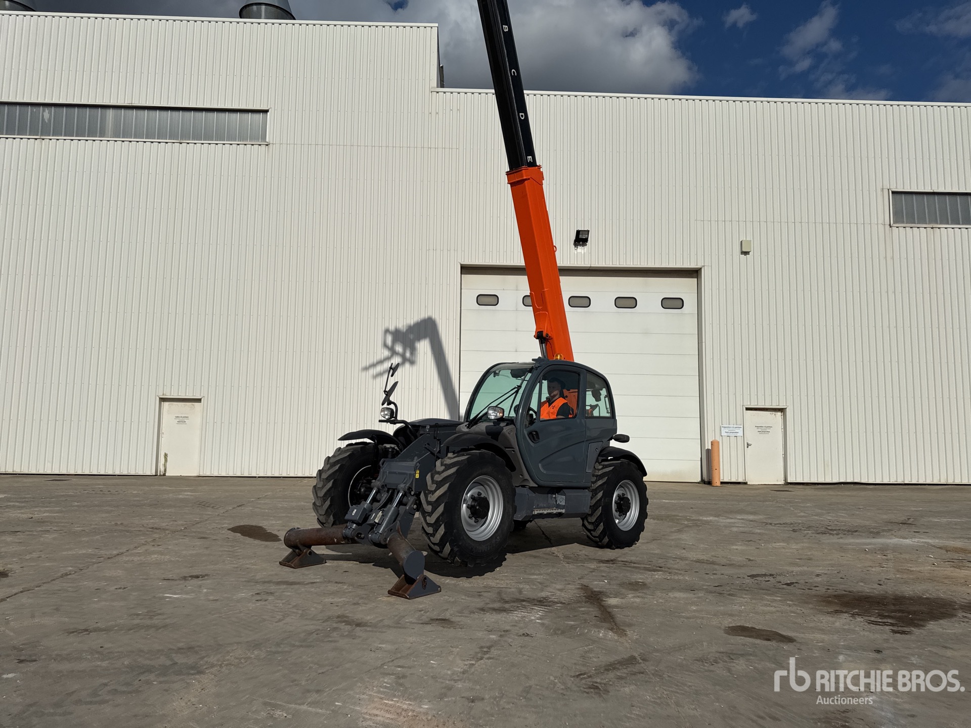 2014 Manitou MT1135H