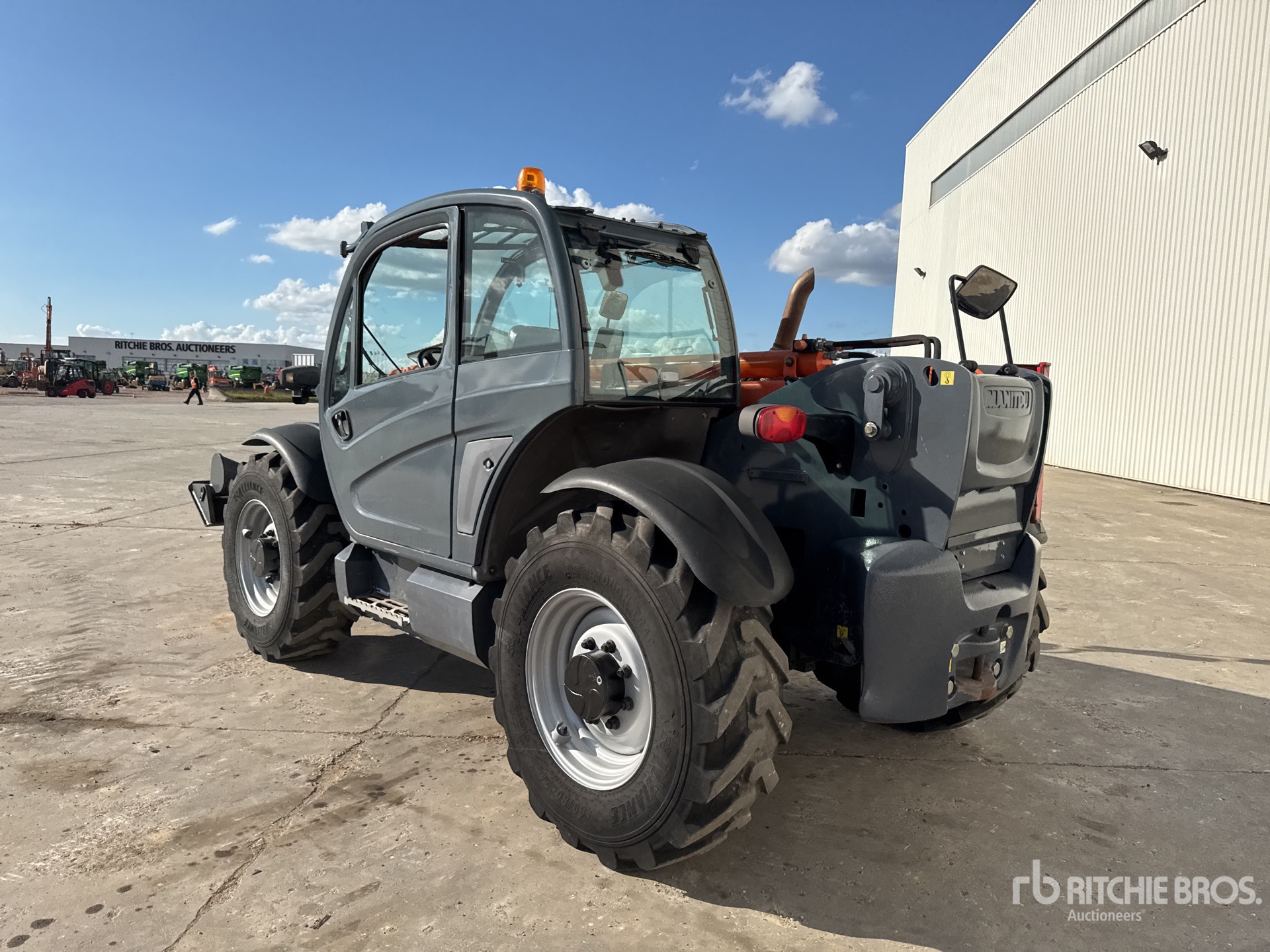 2014 Manitou MT1135H