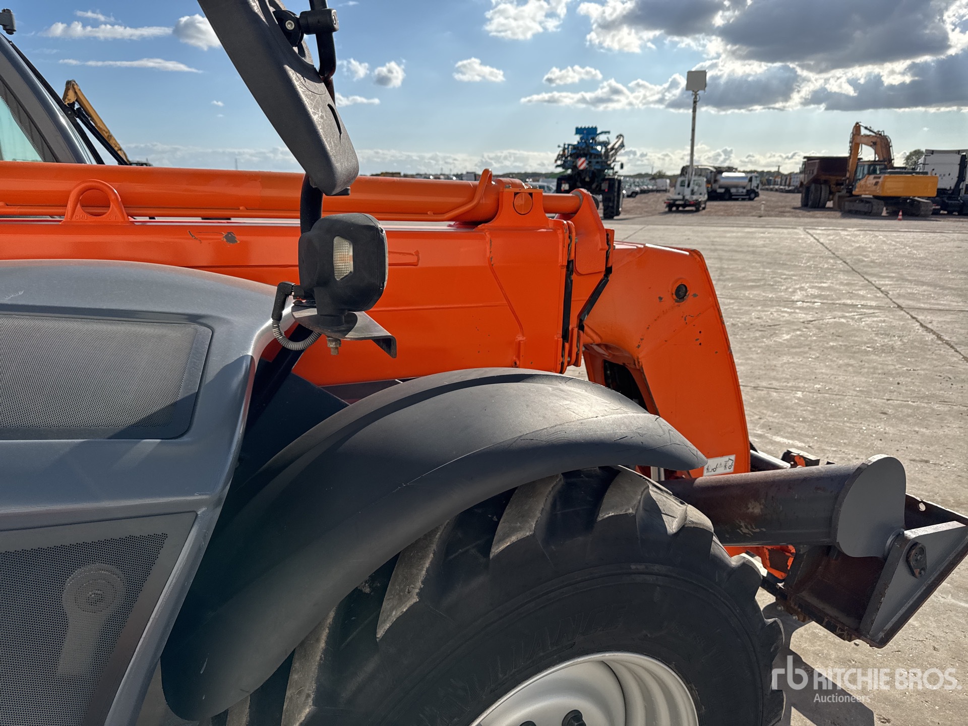 2014 Manitou MT1135H
