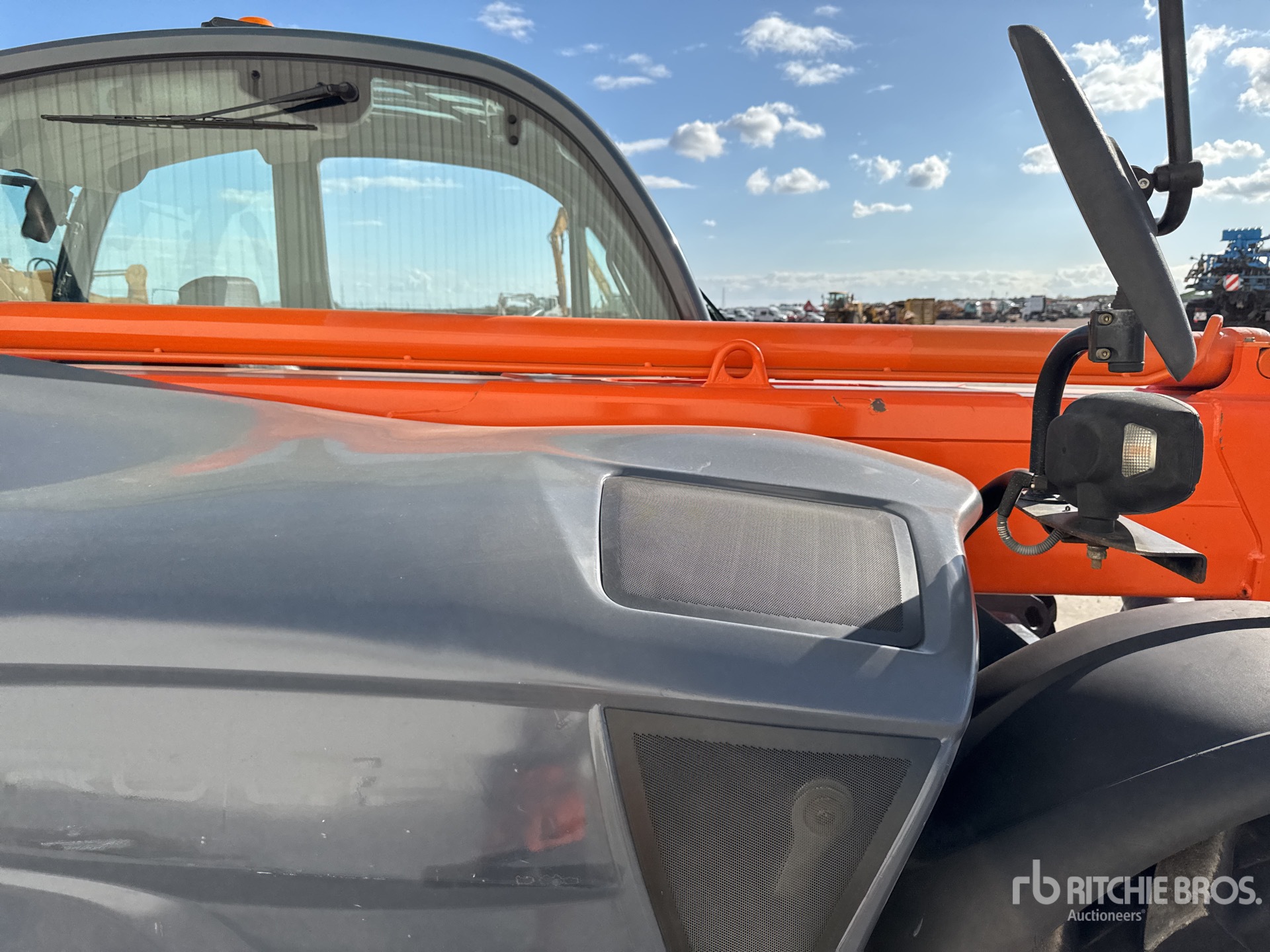 2014 Manitou MT1135H