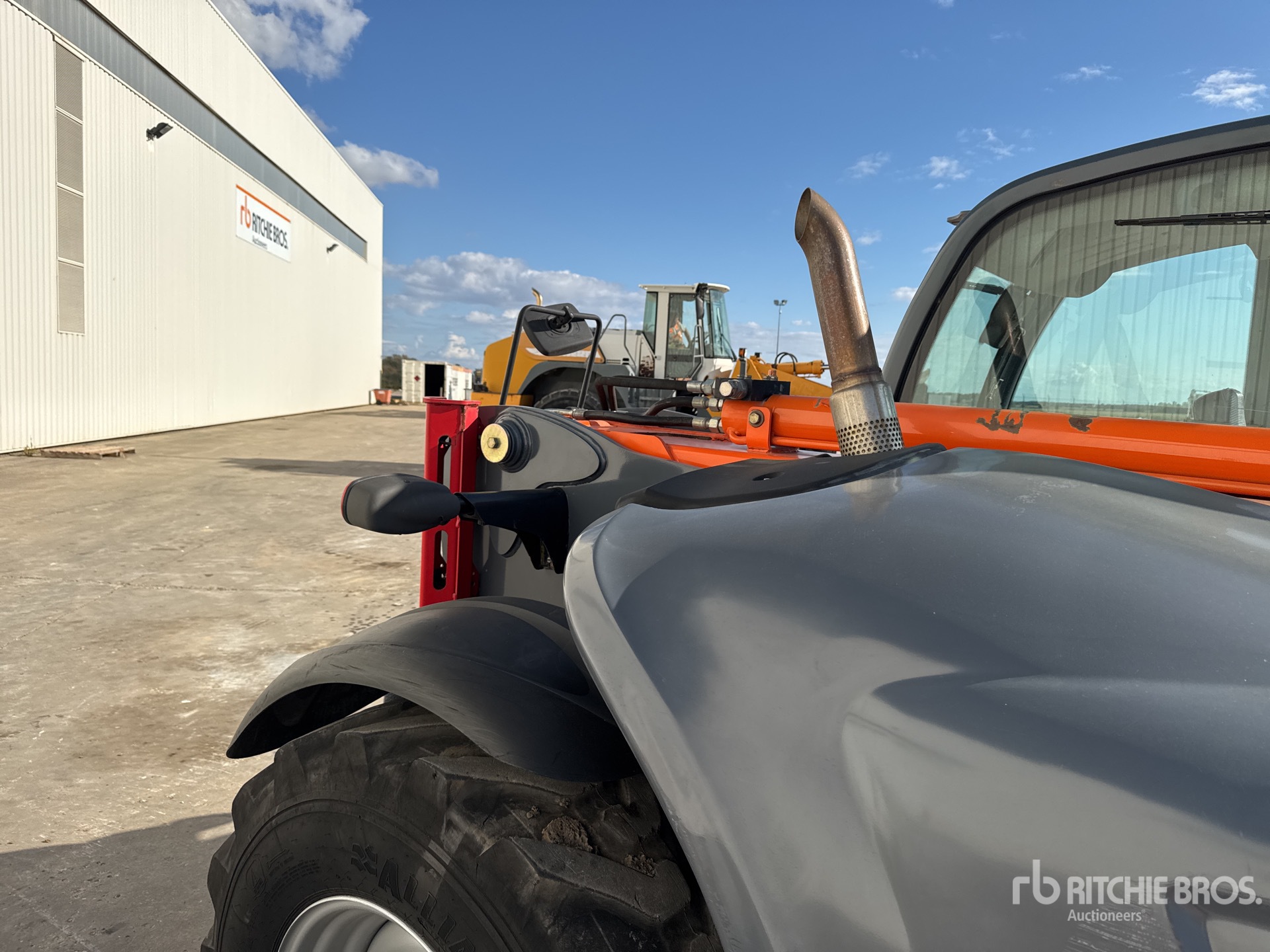 2014 Manitou MT1135H