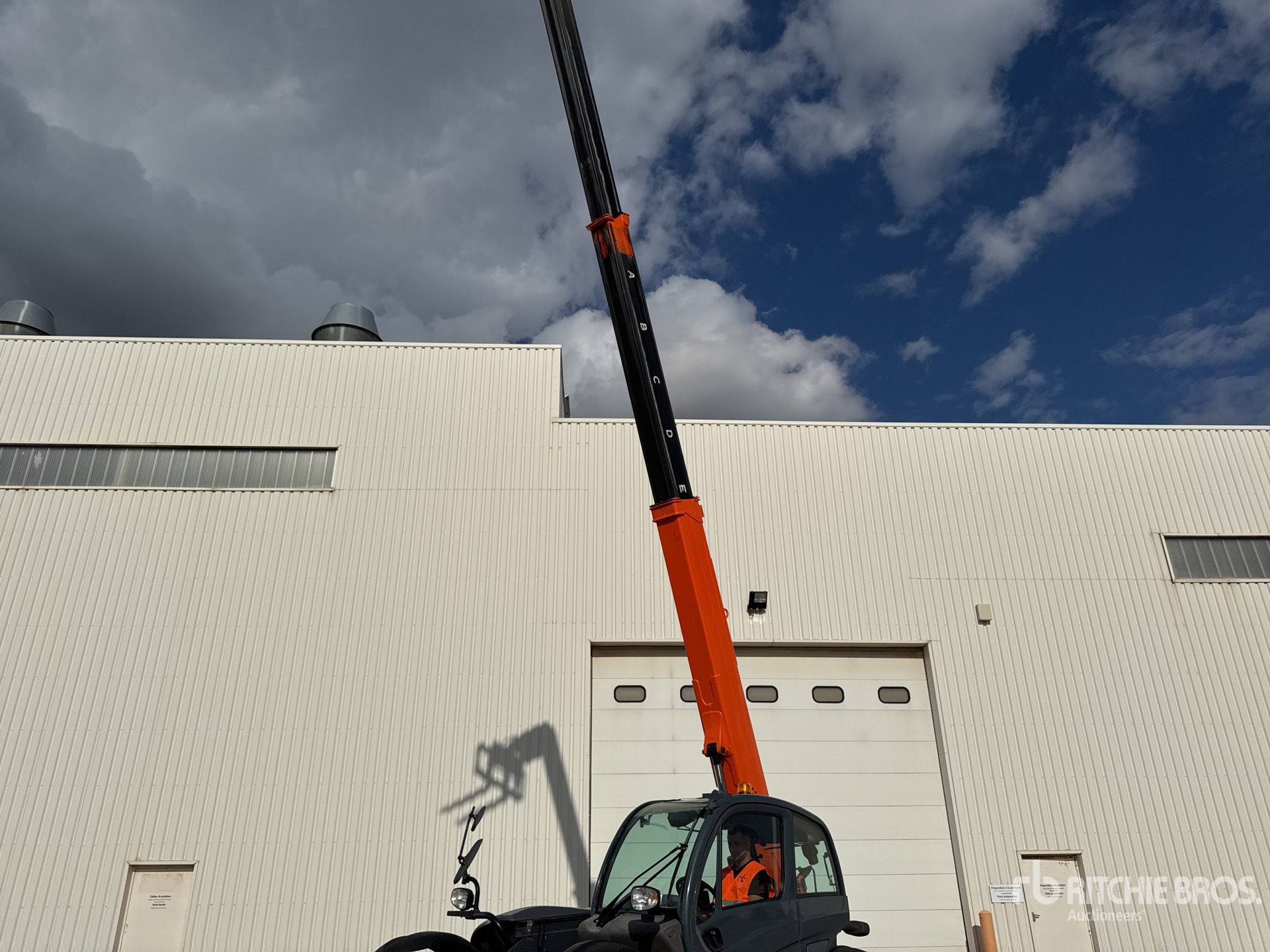 2014 Manitou MT1135H