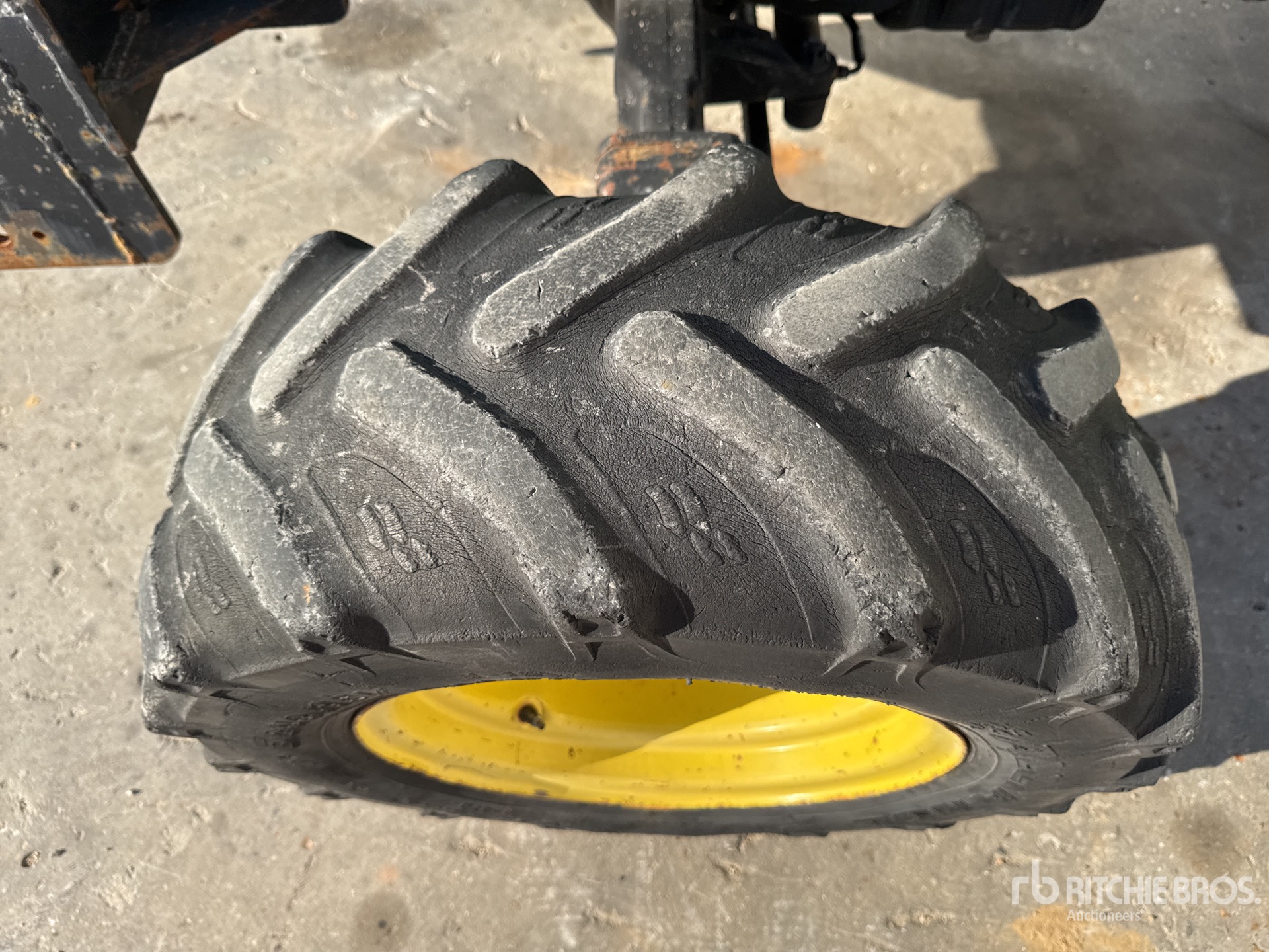 2012 John Deere 4520