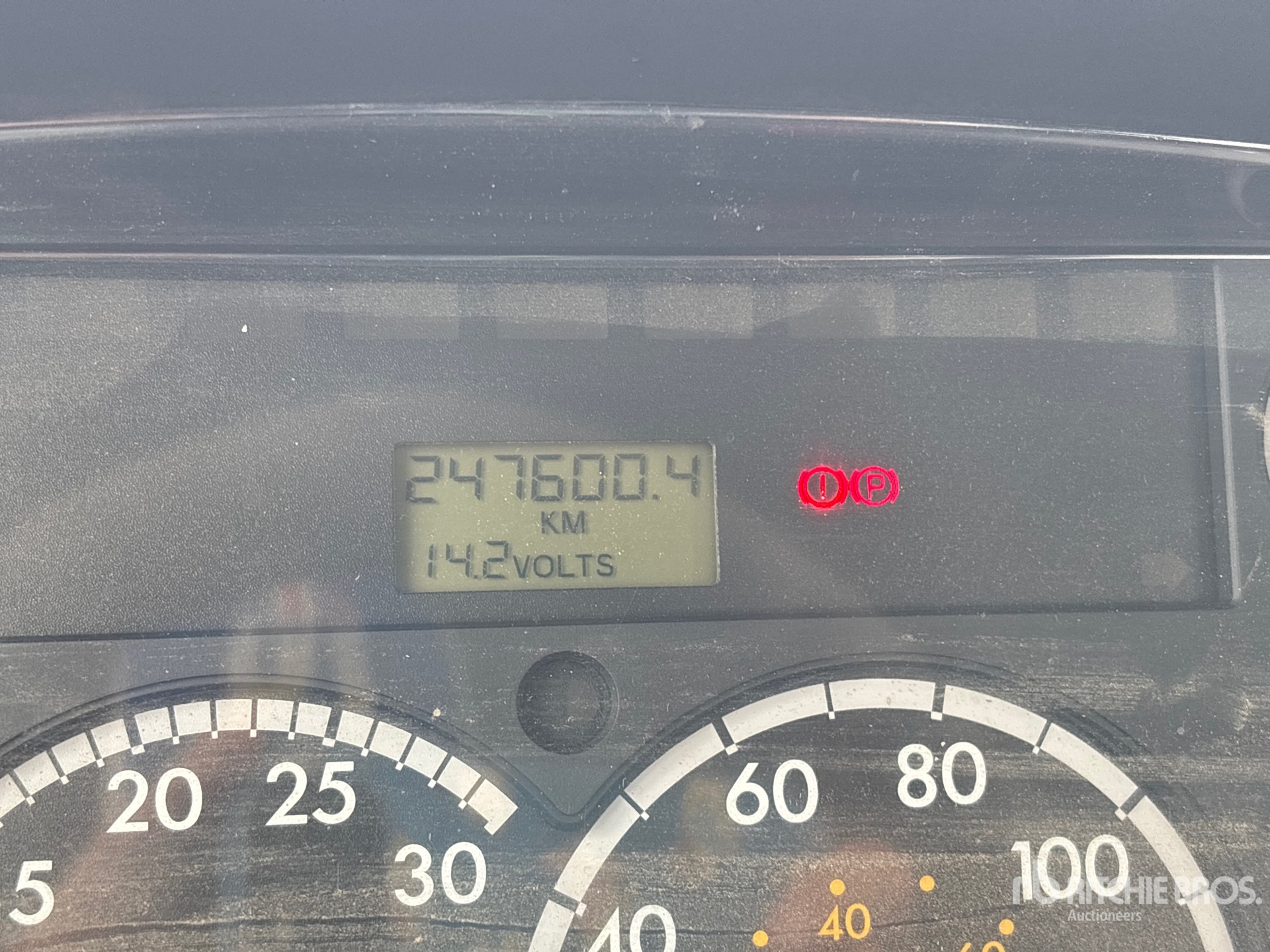 2005 Freightliner M2 112