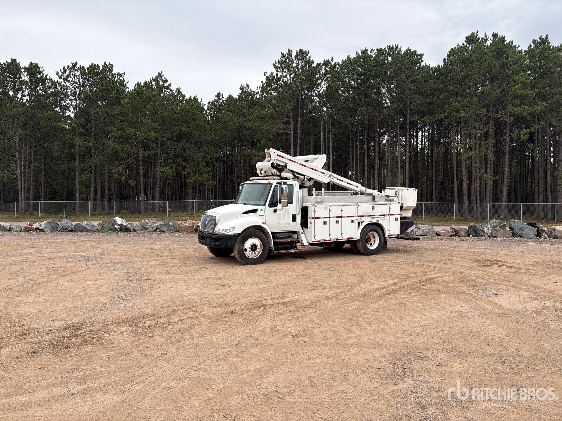 2008 International 4400
