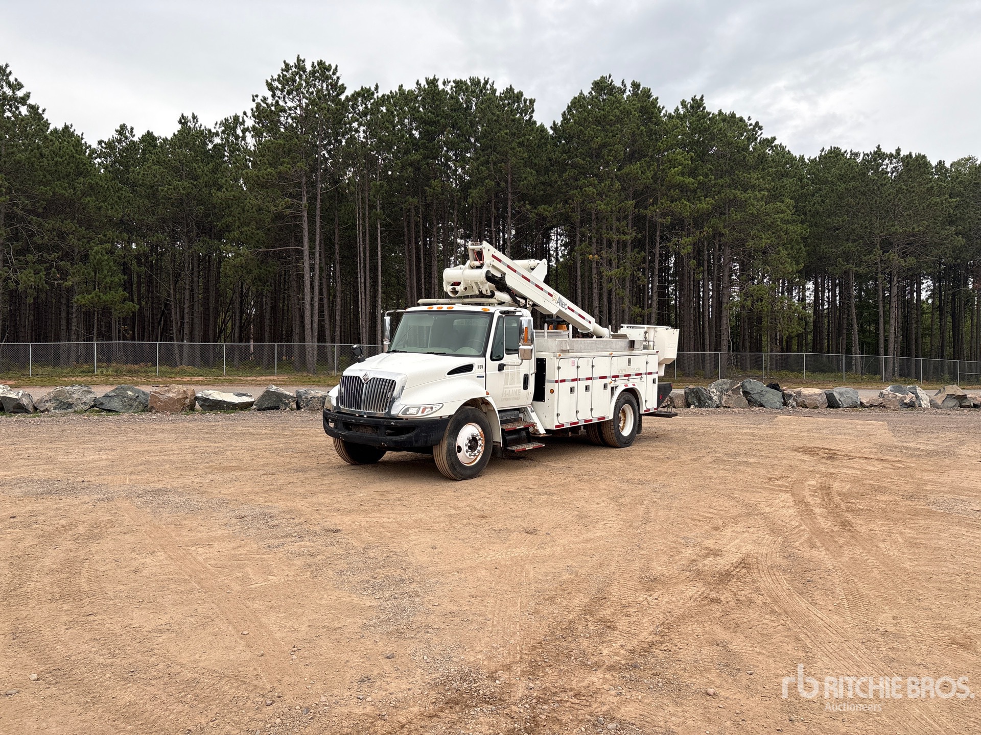 2008 International 4400