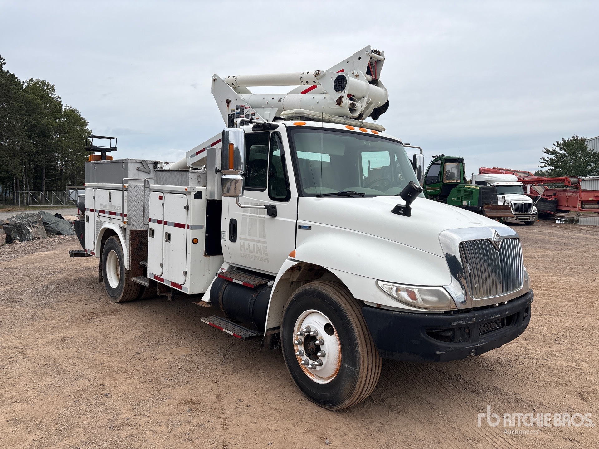 2008 International 4400
