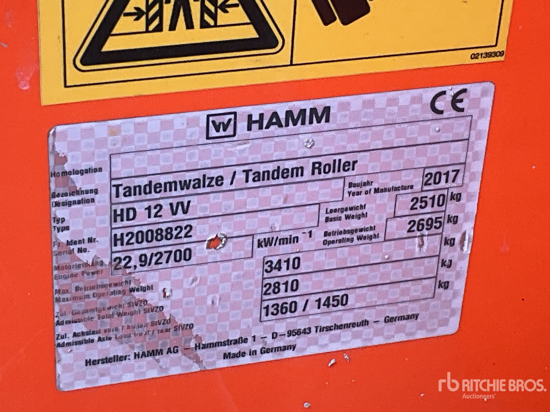 2017 Hamm HD12