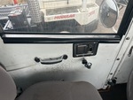Cab with Window Controls