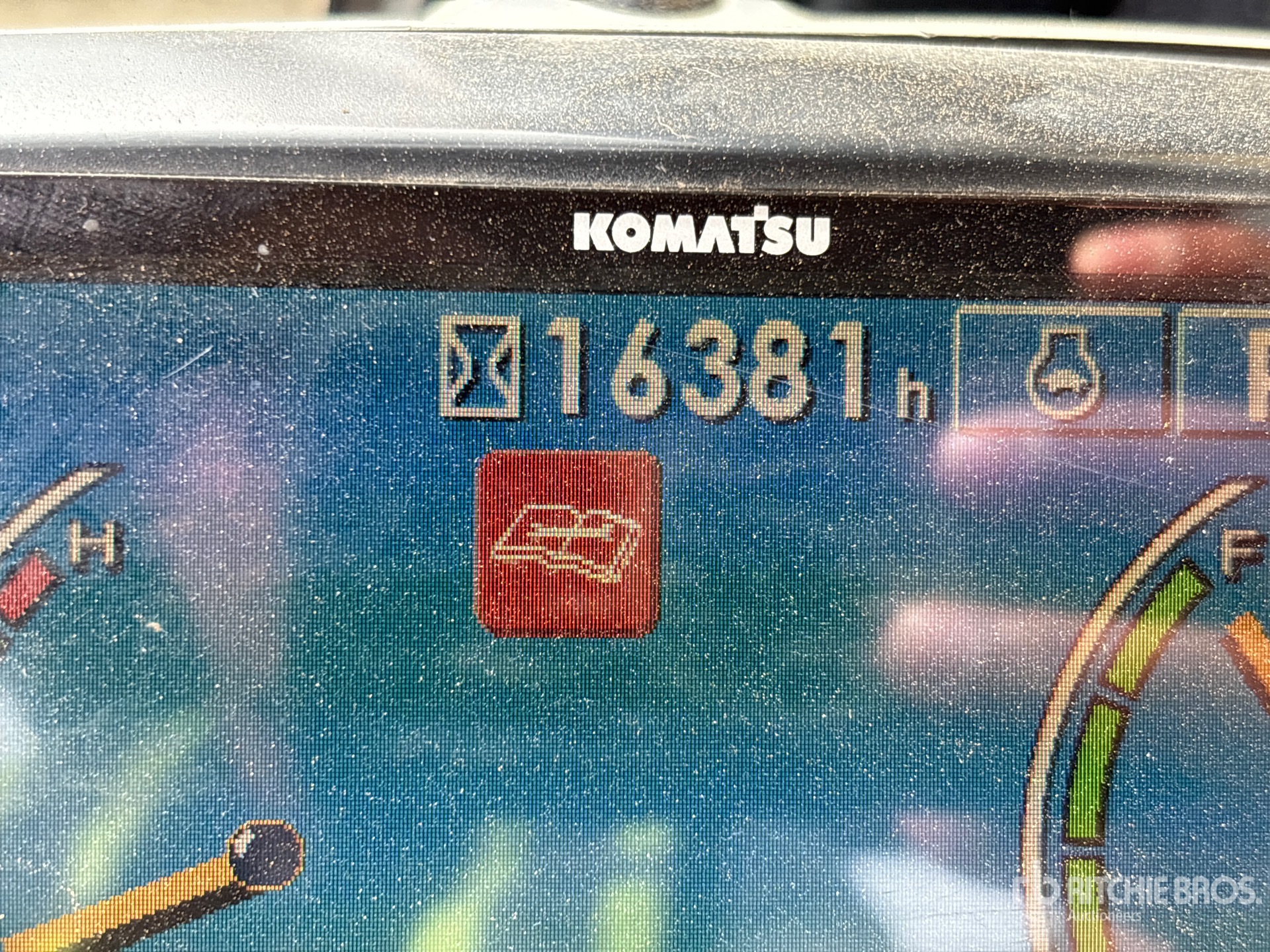 2008 Komatsu PC220LC-8