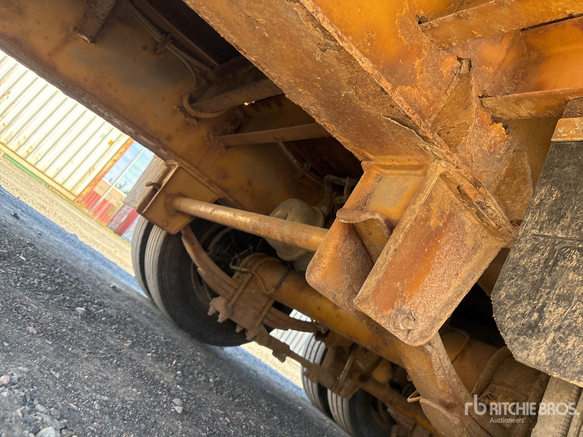 2002 Mac 30 FT TRI/A