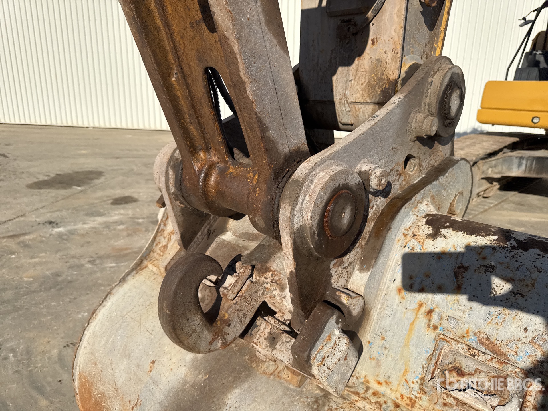 2019 Caterpillar 323