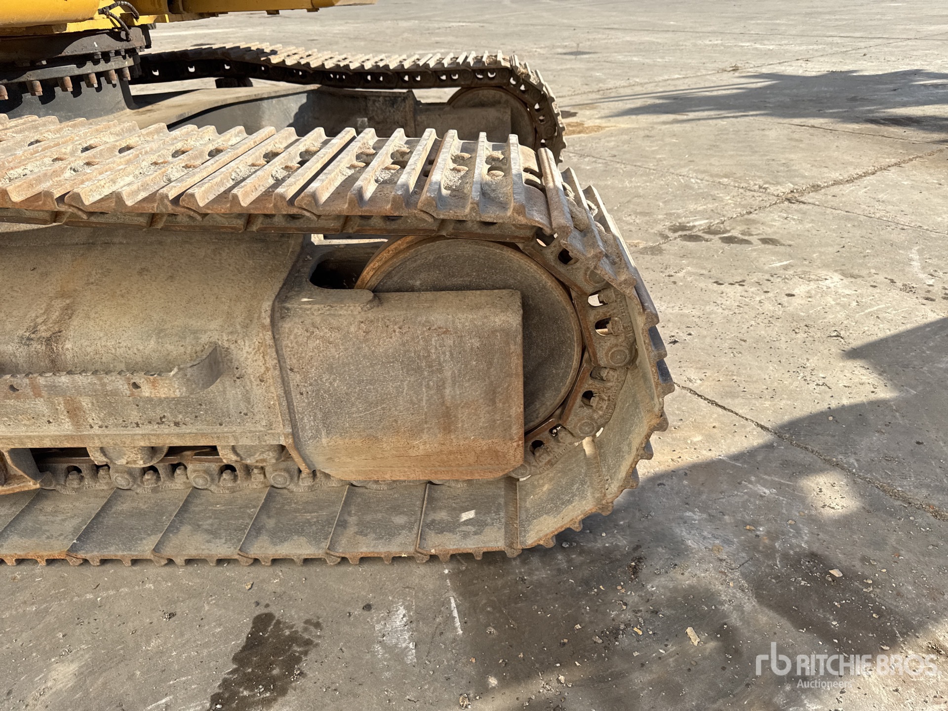2019 Caterpillar 323
