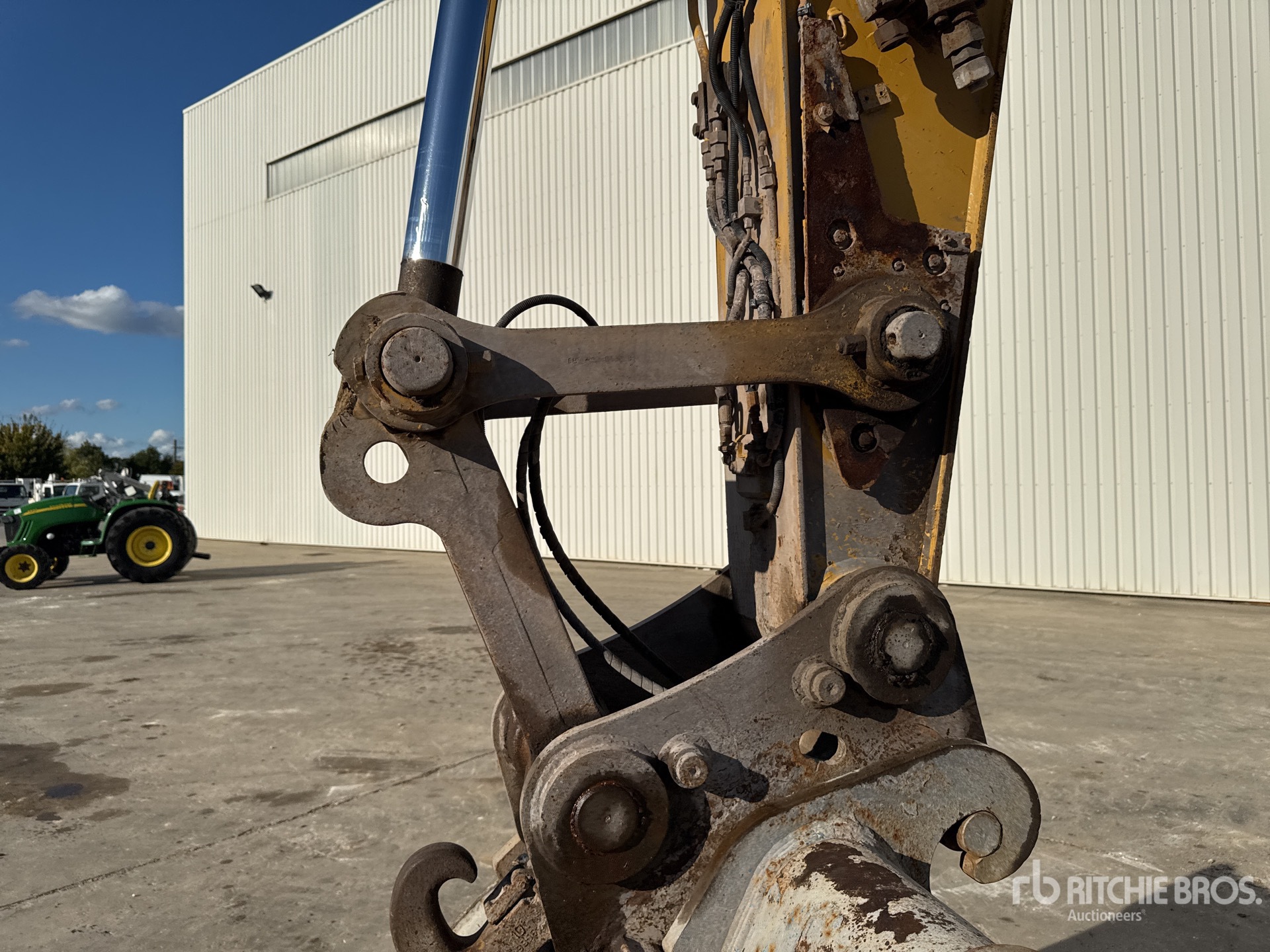 2019 Caterpillar 323