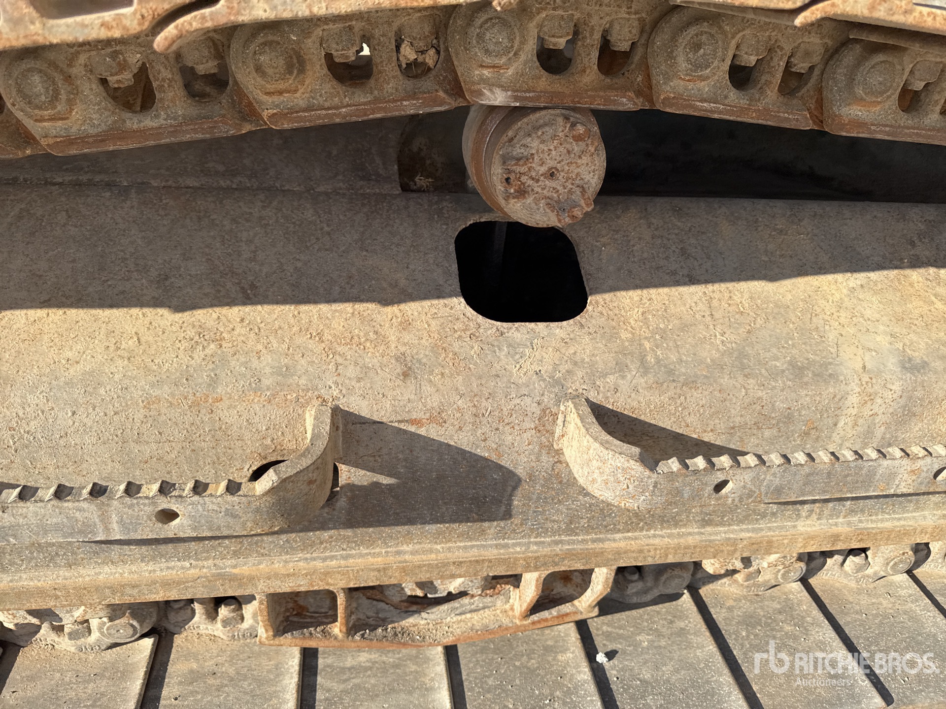 2019 Caterpillar 323