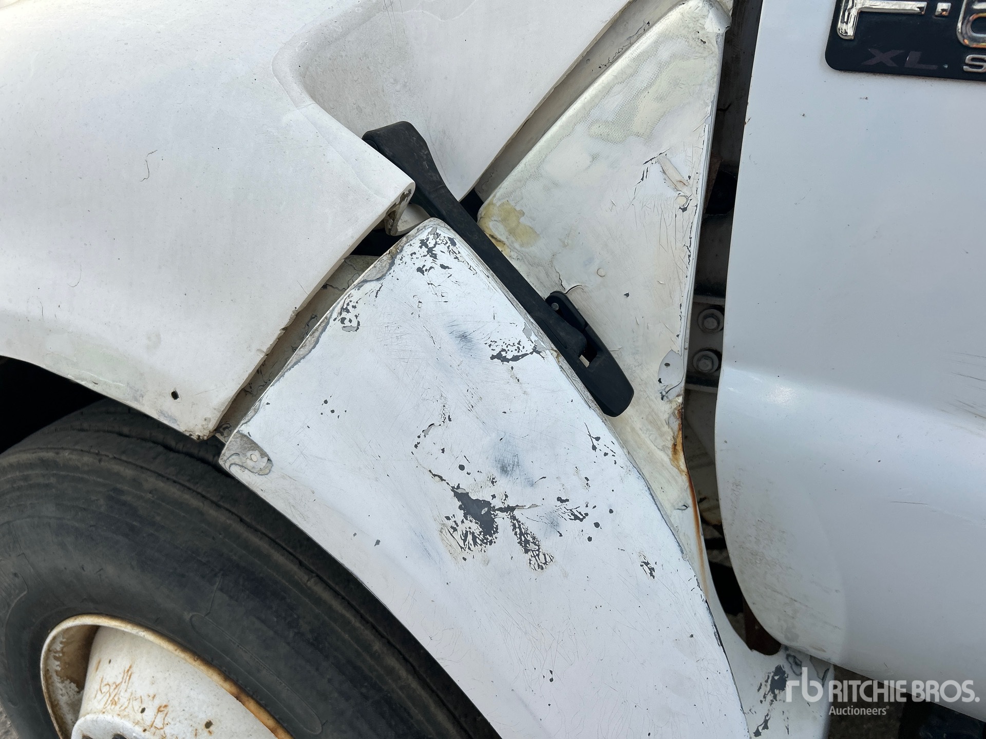 2003 Ford F-650