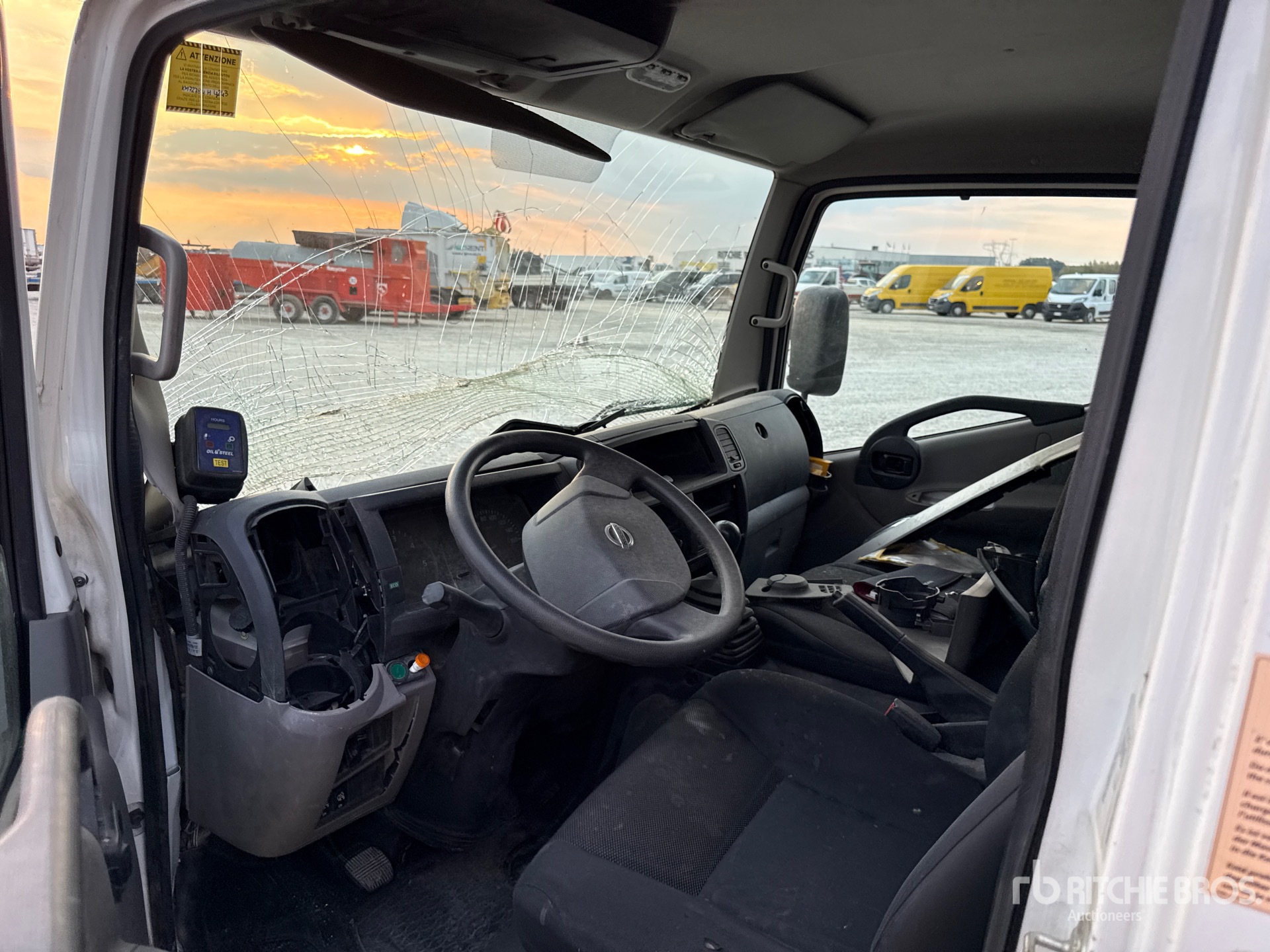 2019 Nissan CABSTAR 35.13