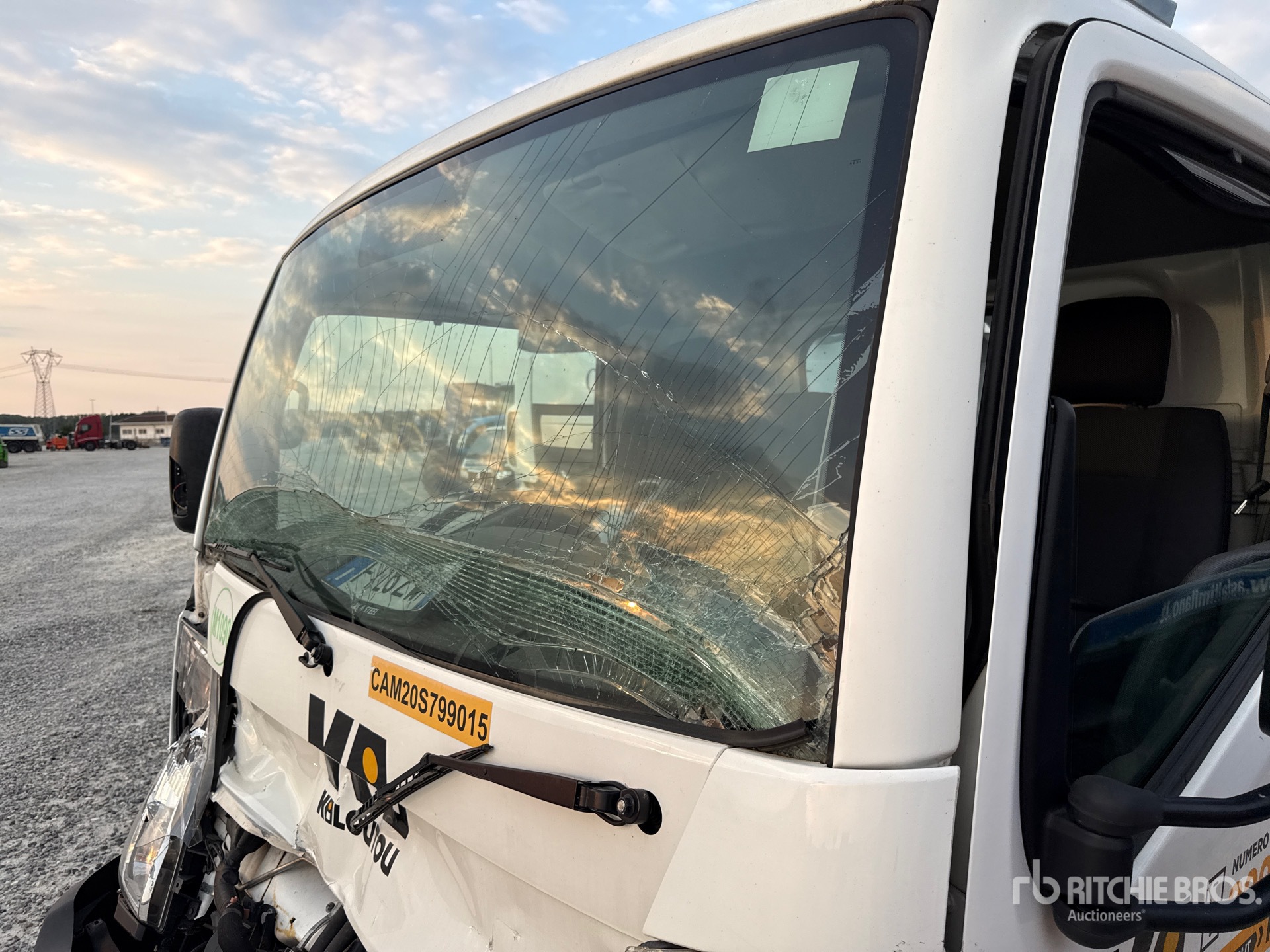 2019 Nissan CABSTAR 35.13