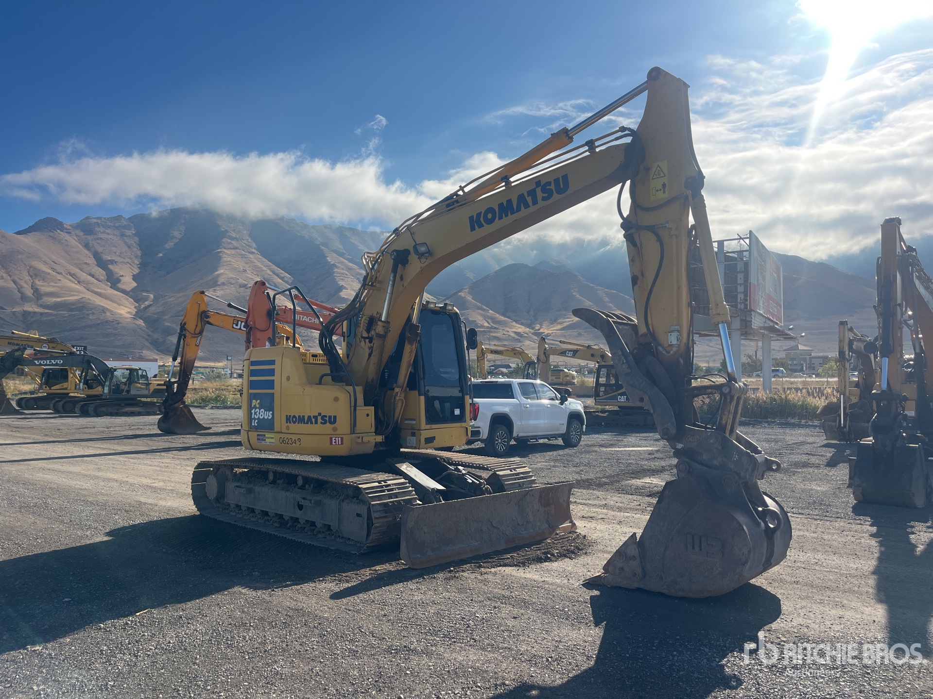 2013 Komatsu PC138USLC-10