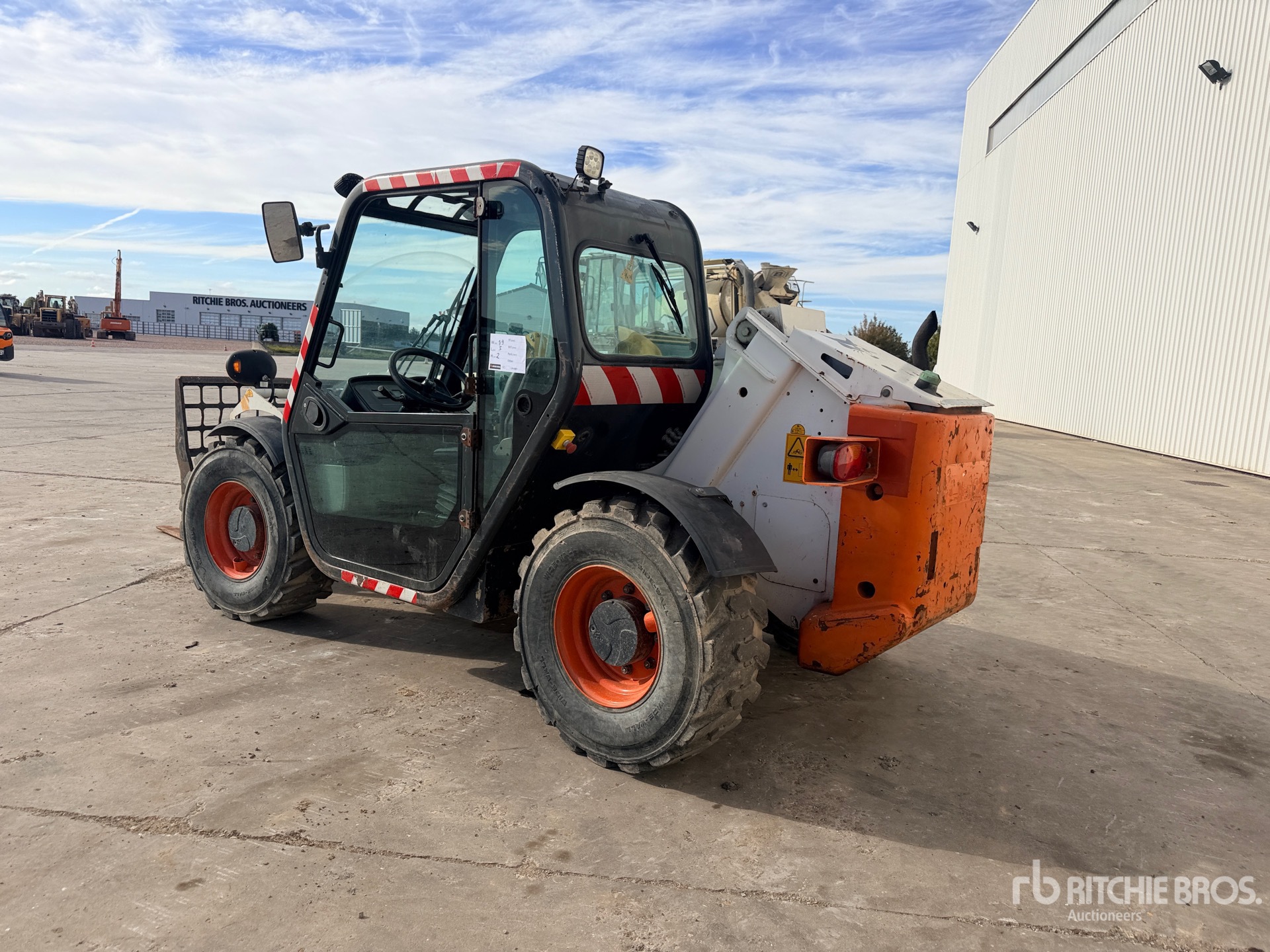 2015 Bobcat T2250