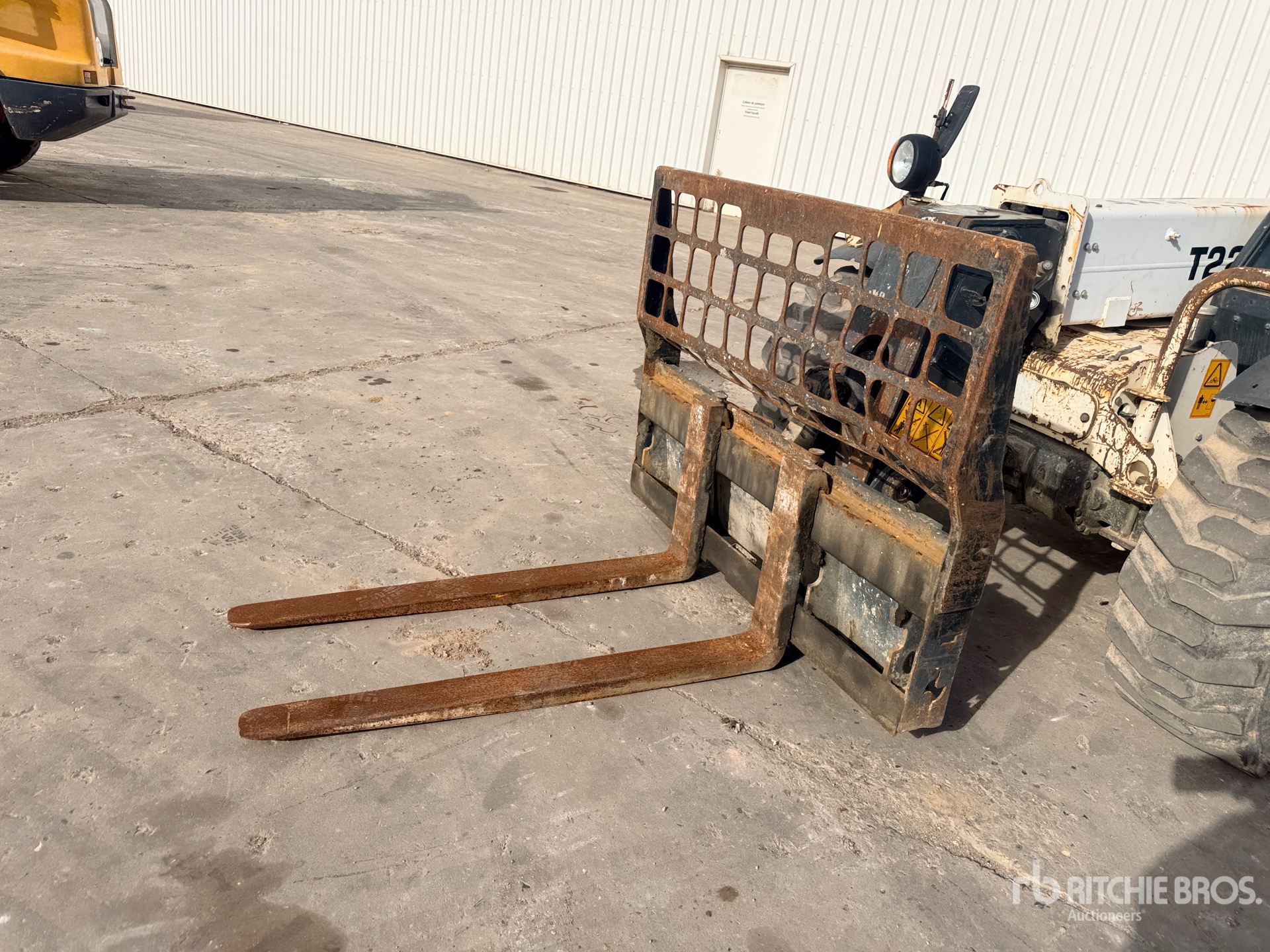2015 Bobcat T2250