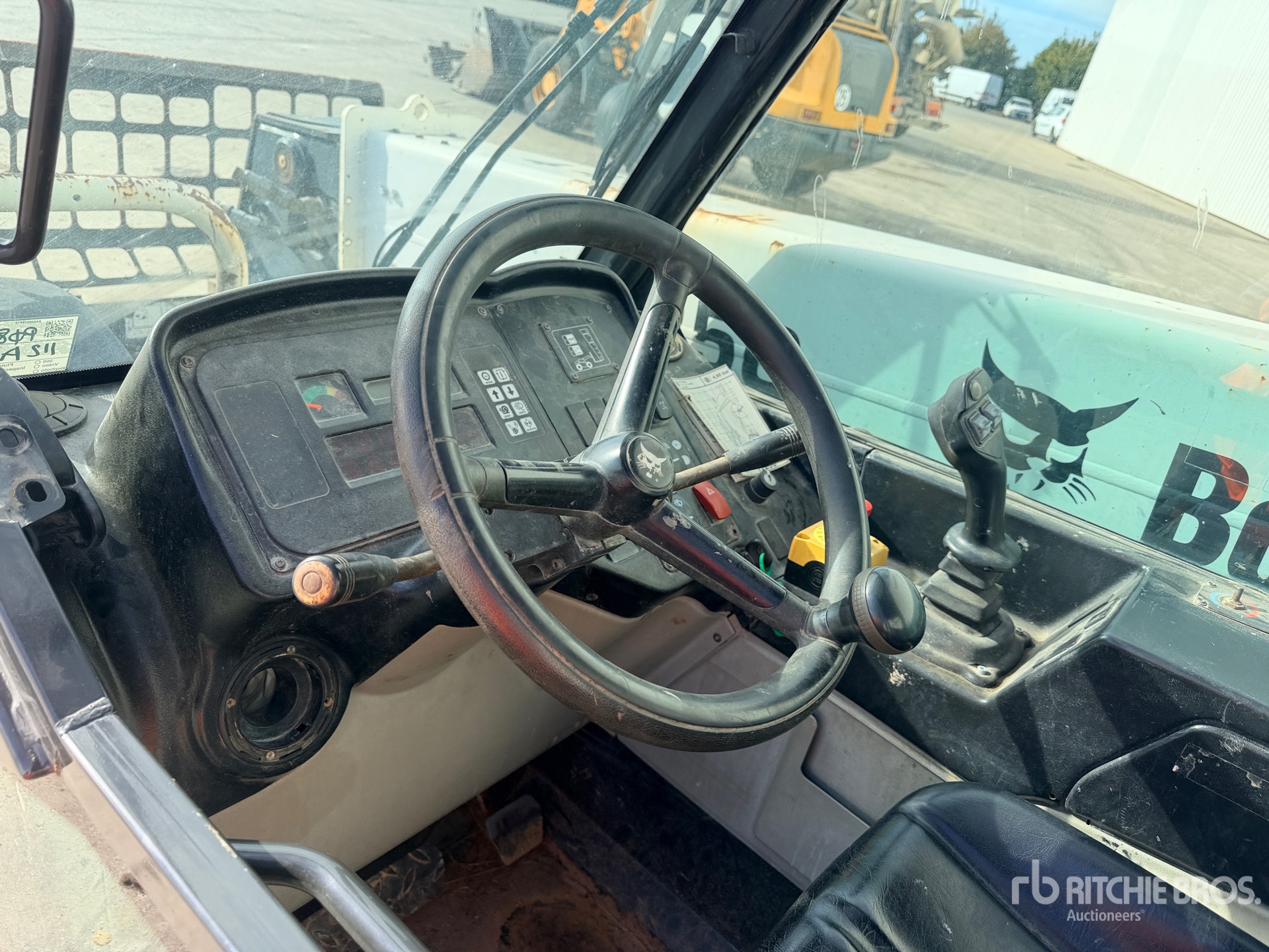2015 Bobcat T2250
