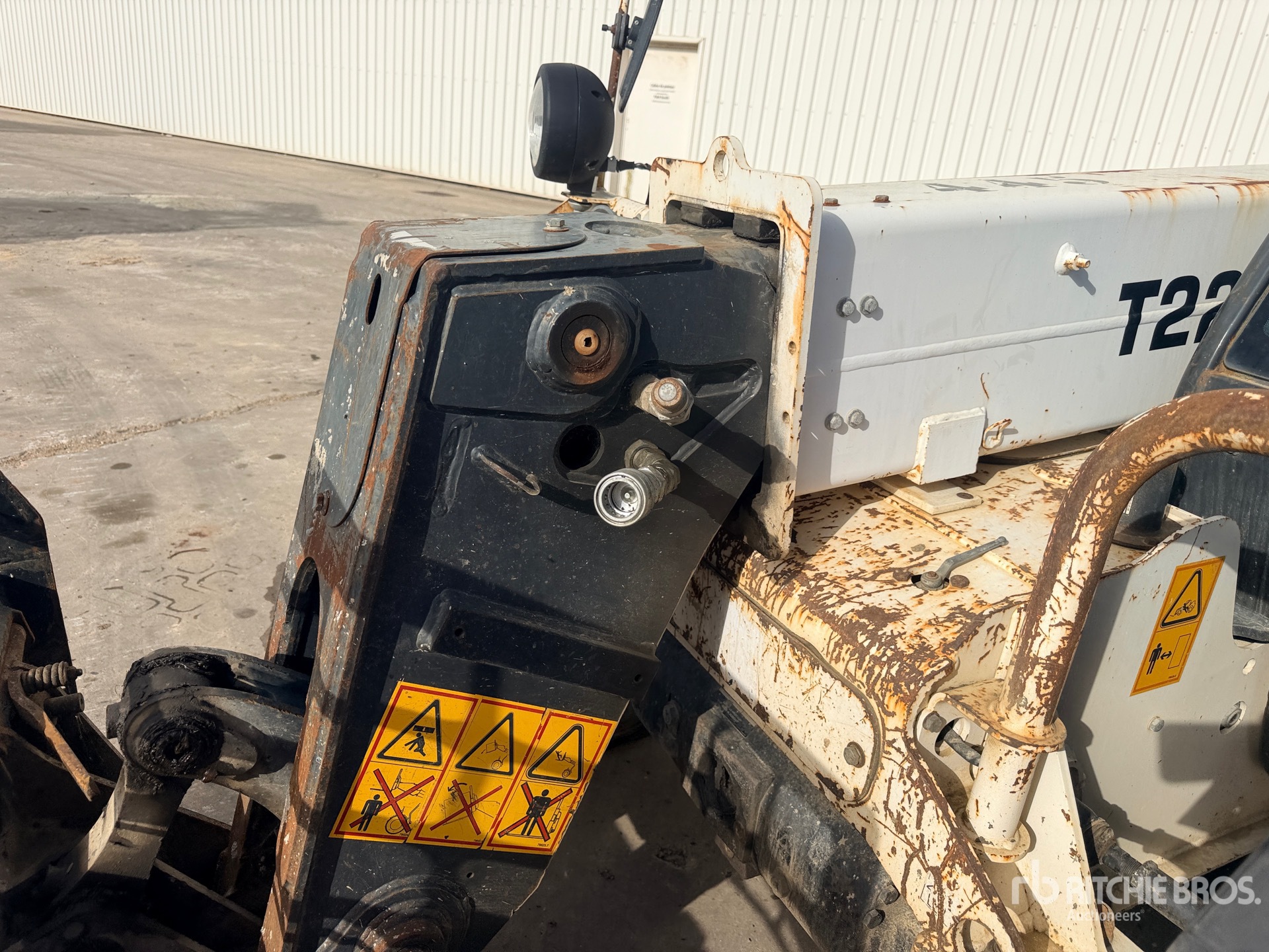 2015 Bobcat T2250