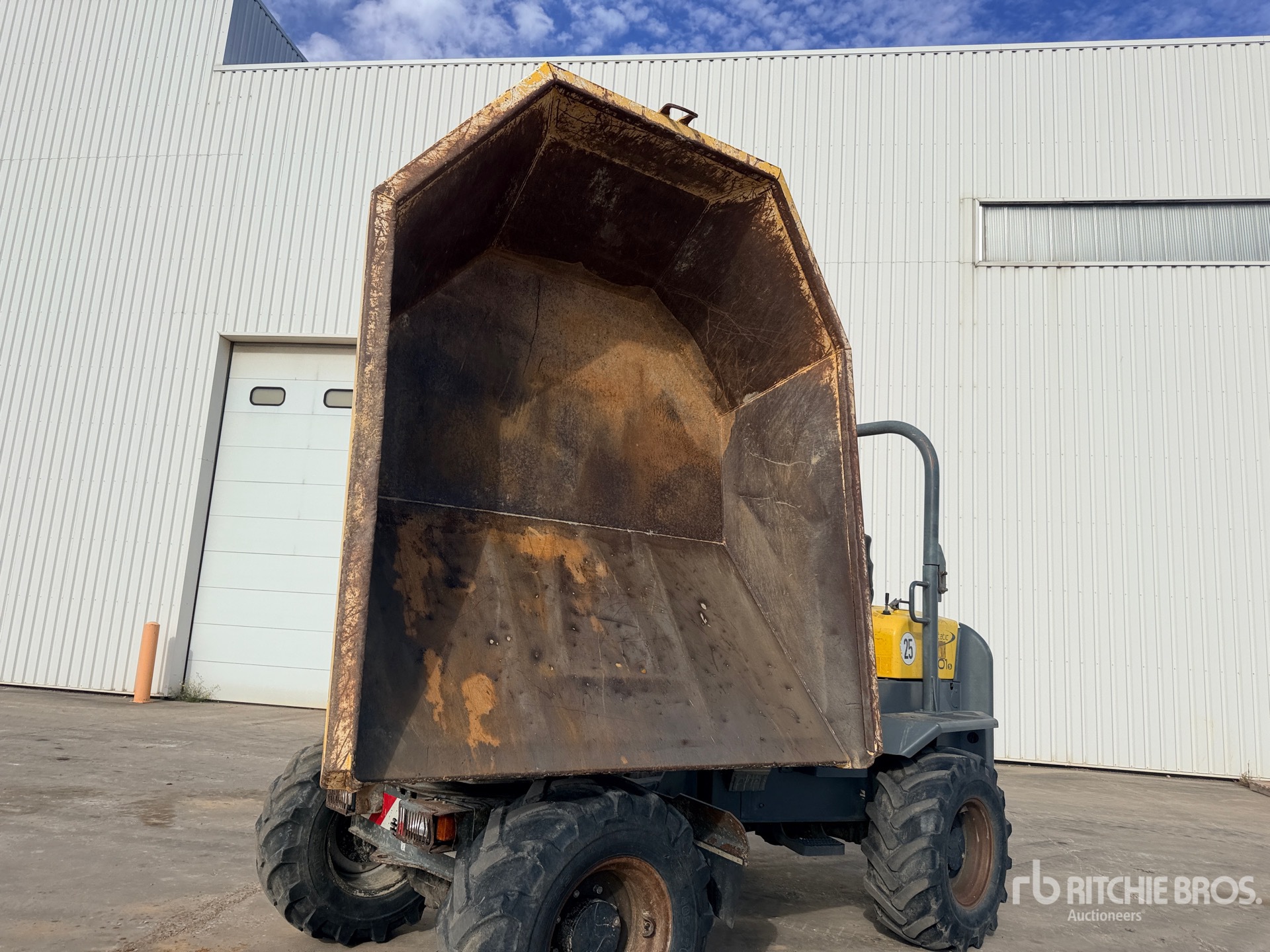 2012 Wacker Neuson 6001