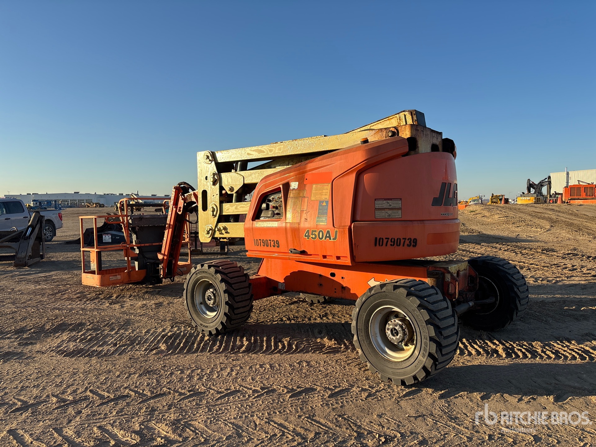 2018 JLG 450AJ SERIES LL