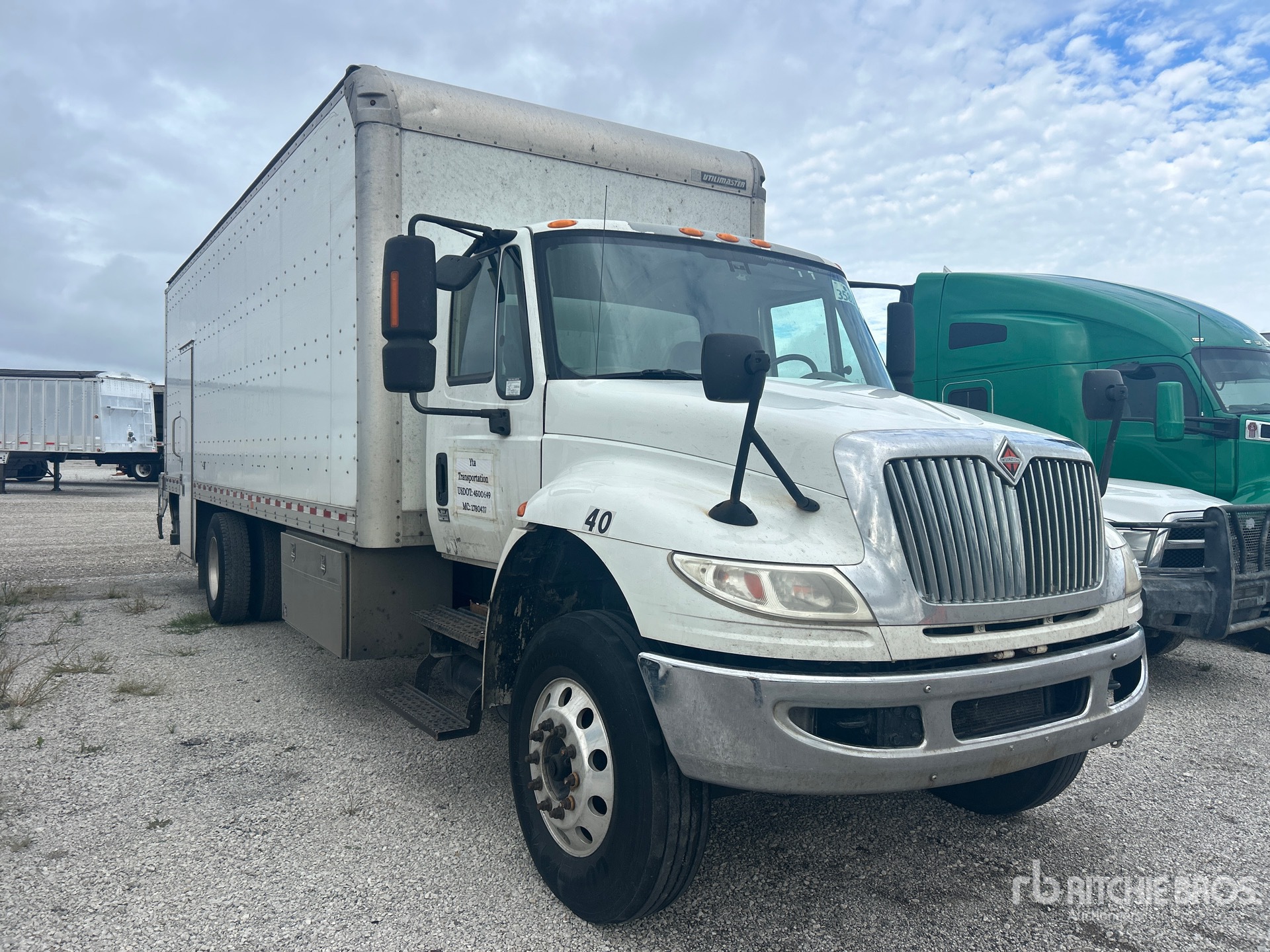 2017 International 4300