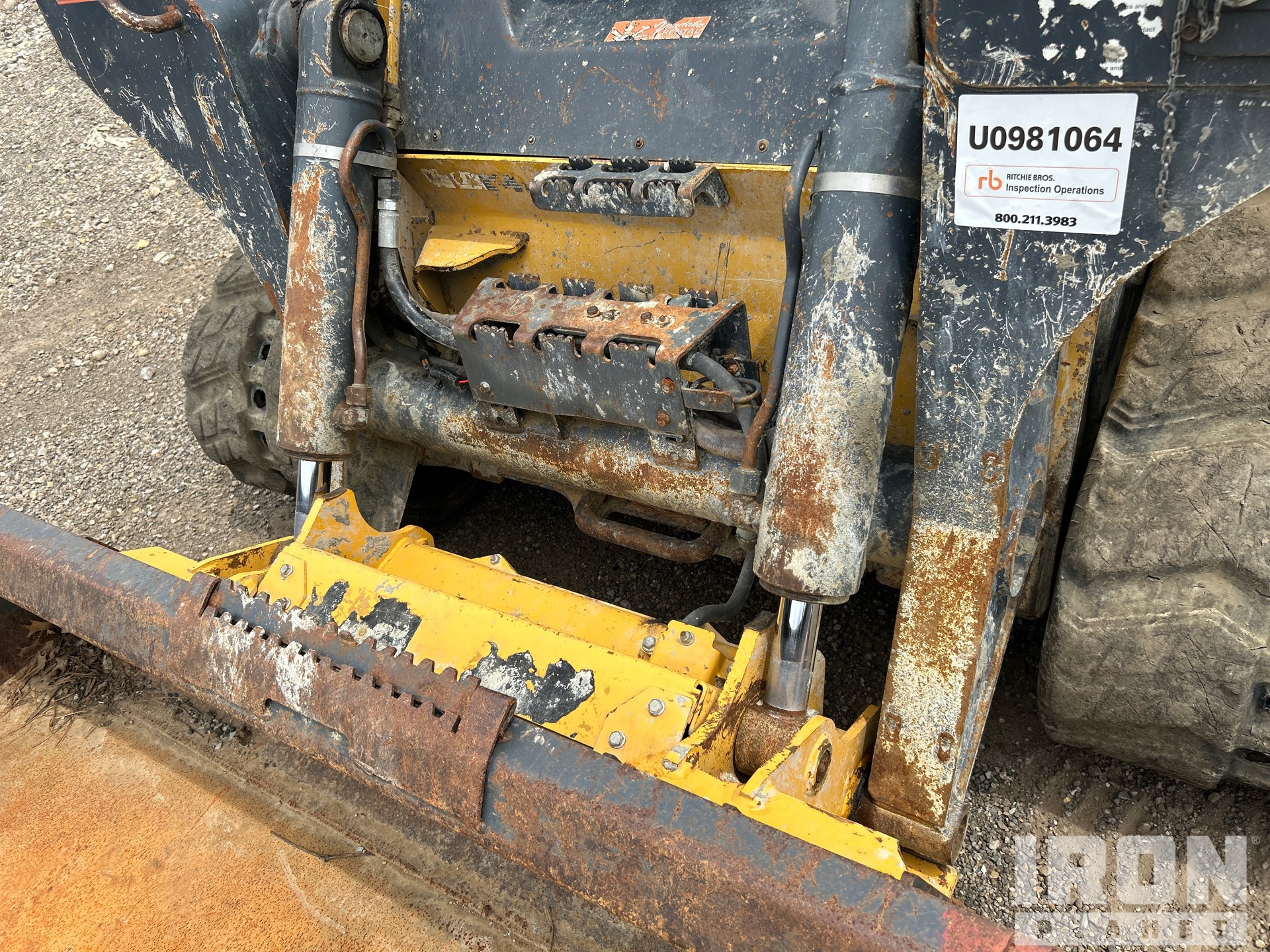 2021 John Deere 333G