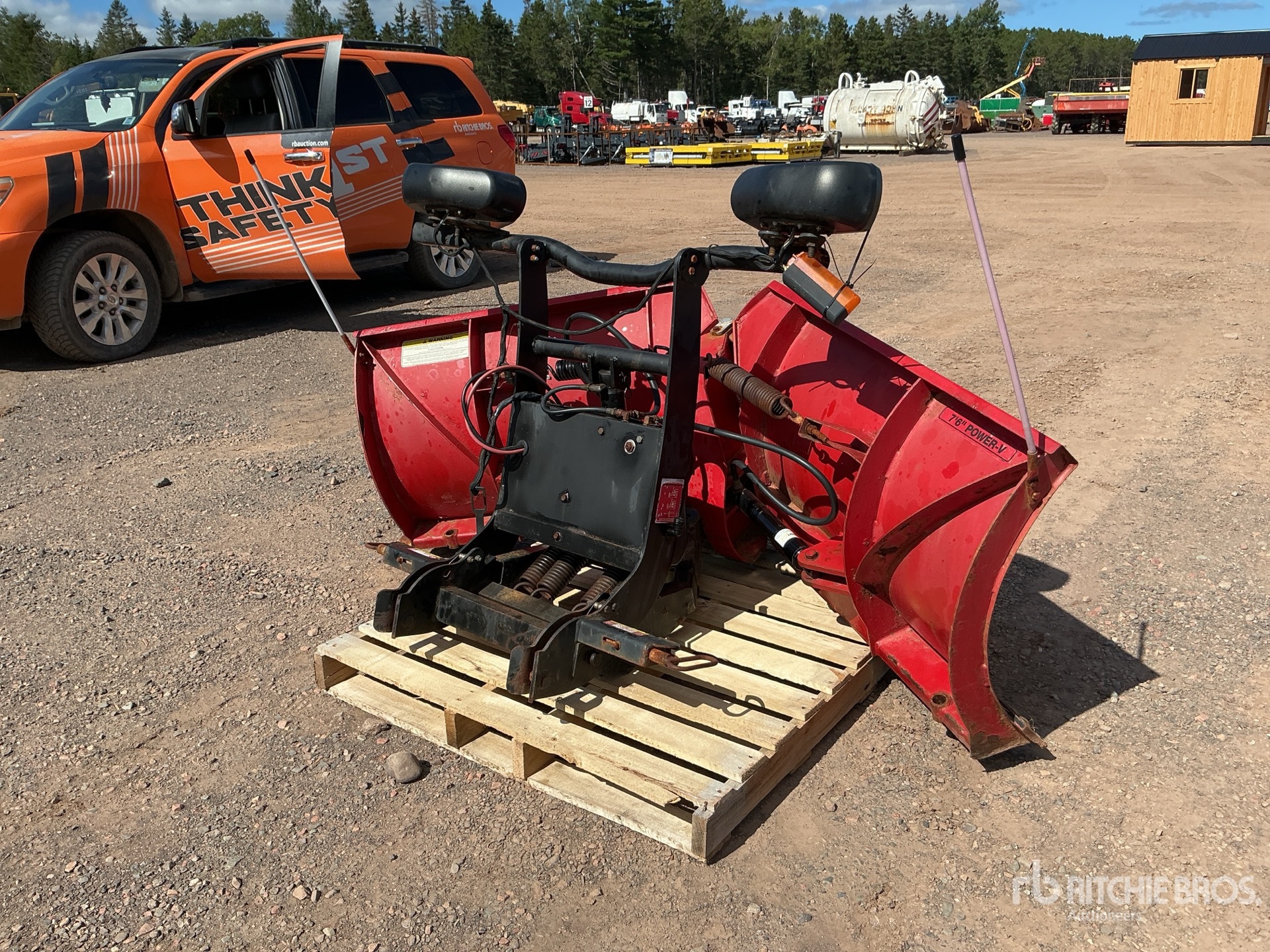 Boss 7 ft 6 in Power-V - Fits Truck