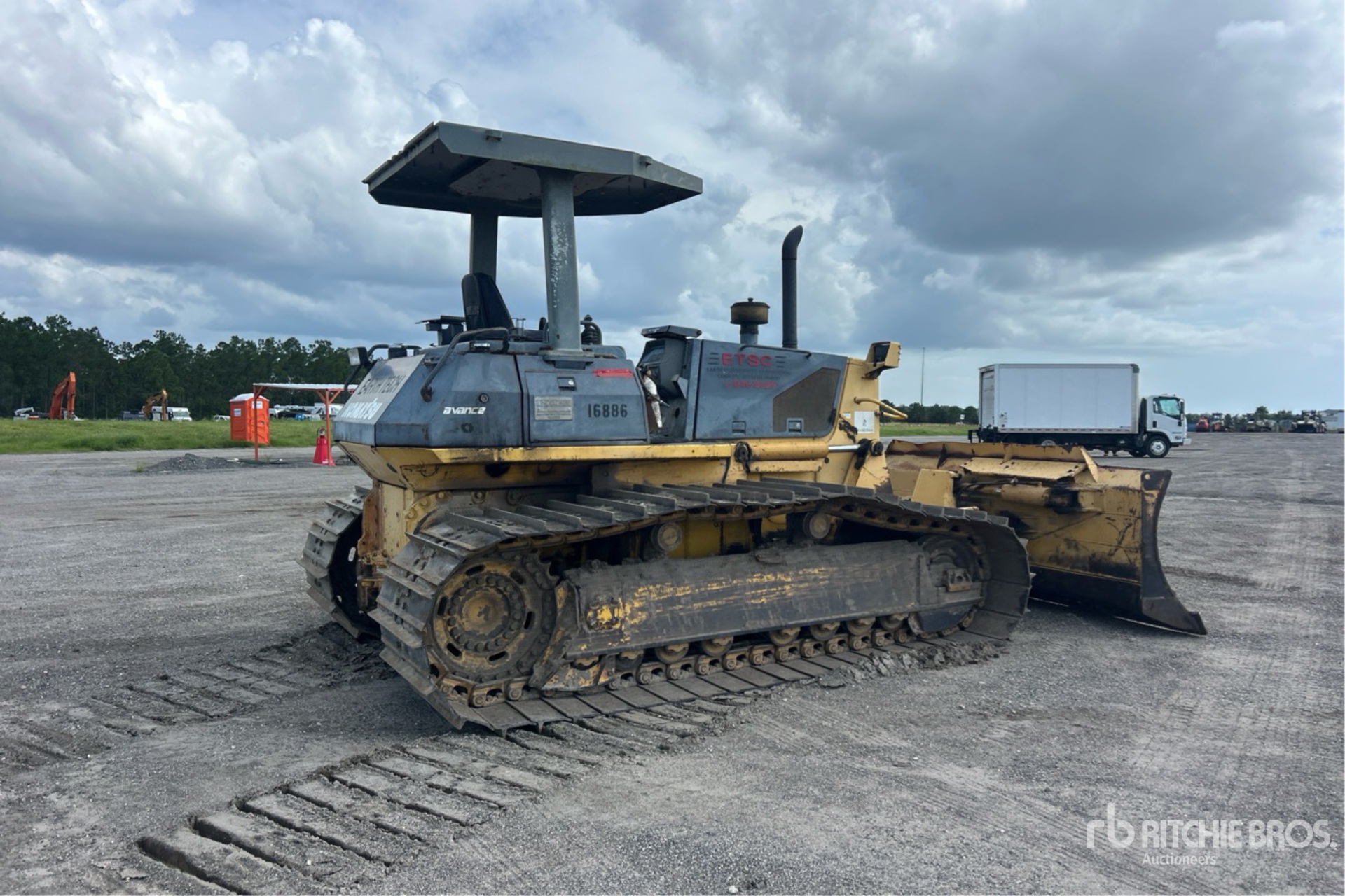 2003 Komatsu D61PX