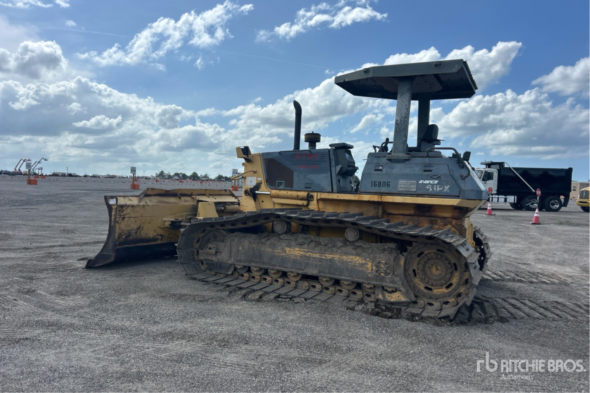 2003 Komatsu D61PX