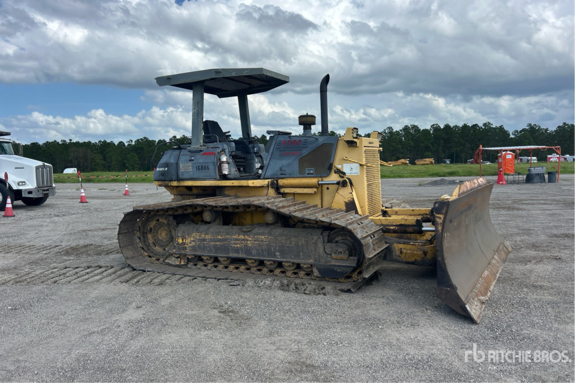 2003 Komatsu D61PX