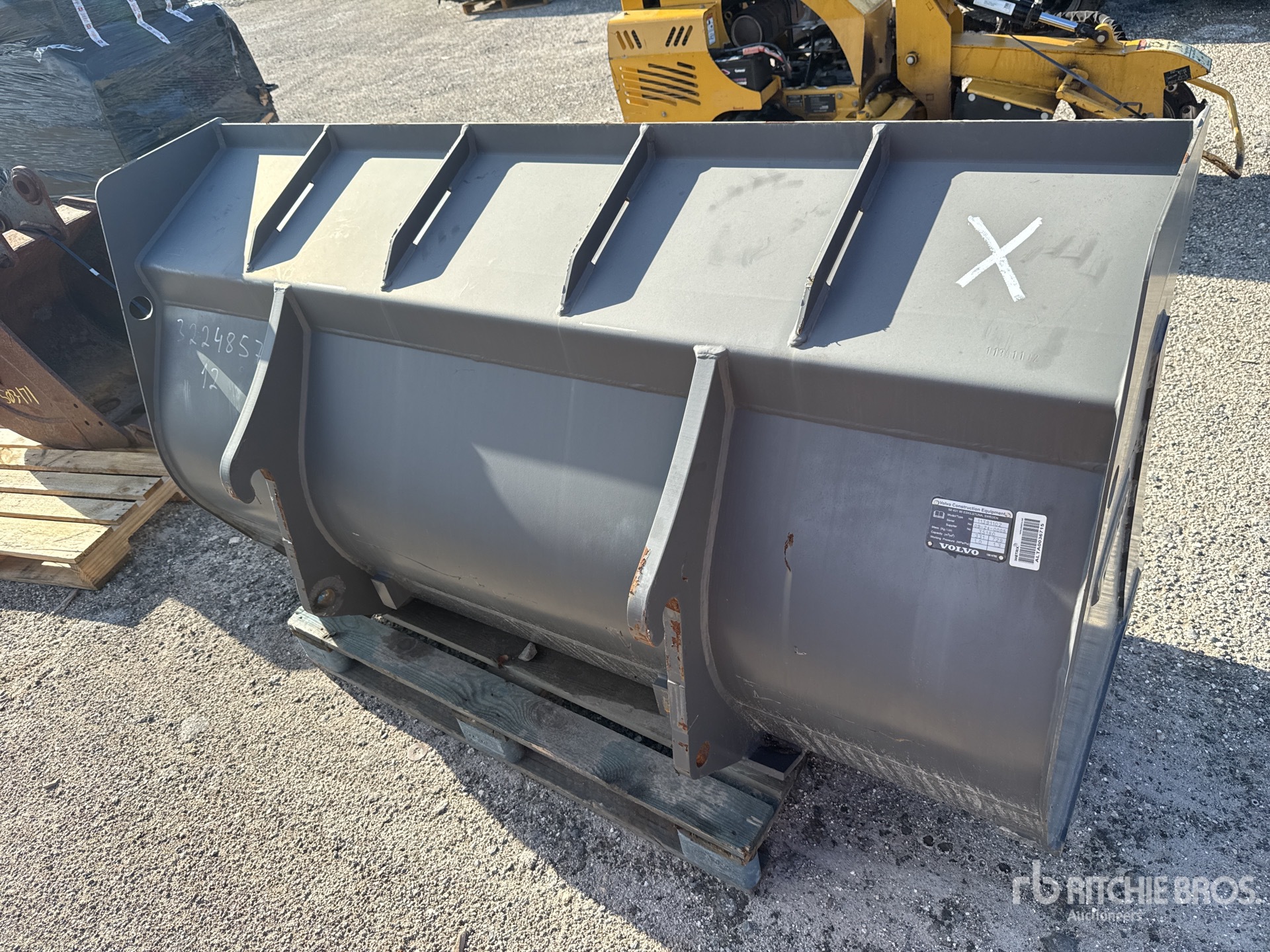 2024 Volvo L30BKT1.3Y