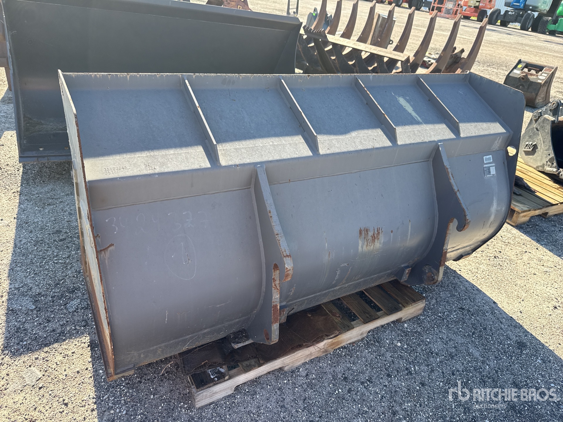 2021 Volvo L35BKT1.2Y