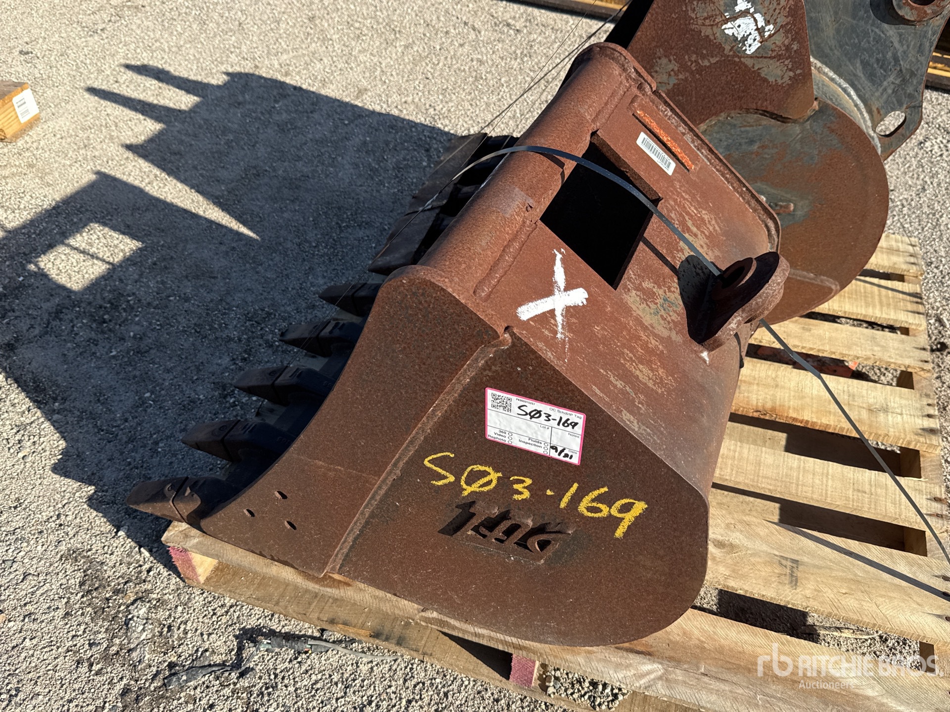2019 TAG TB260BKT24