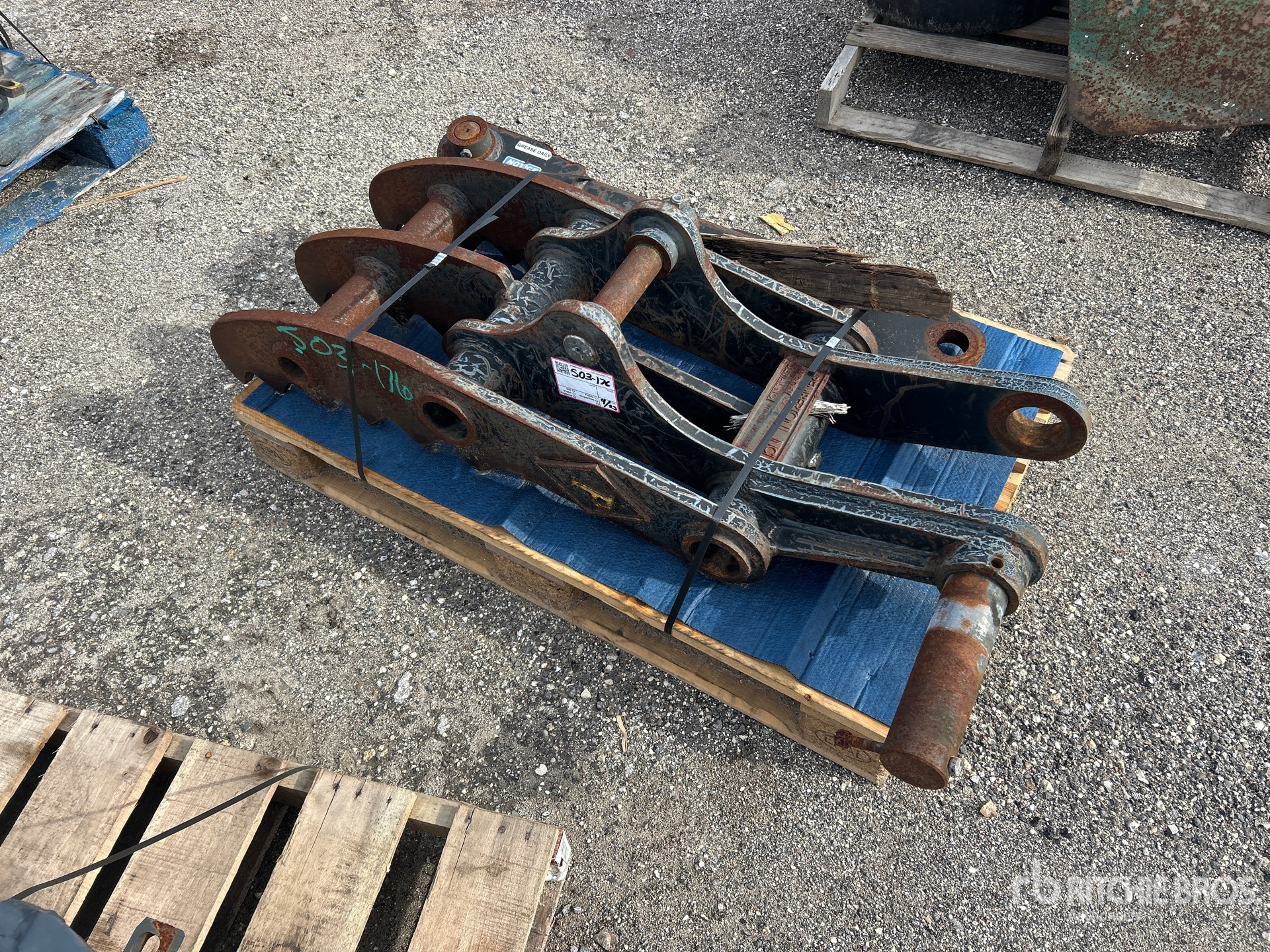2021 Pemberton Attachments ECR145THB