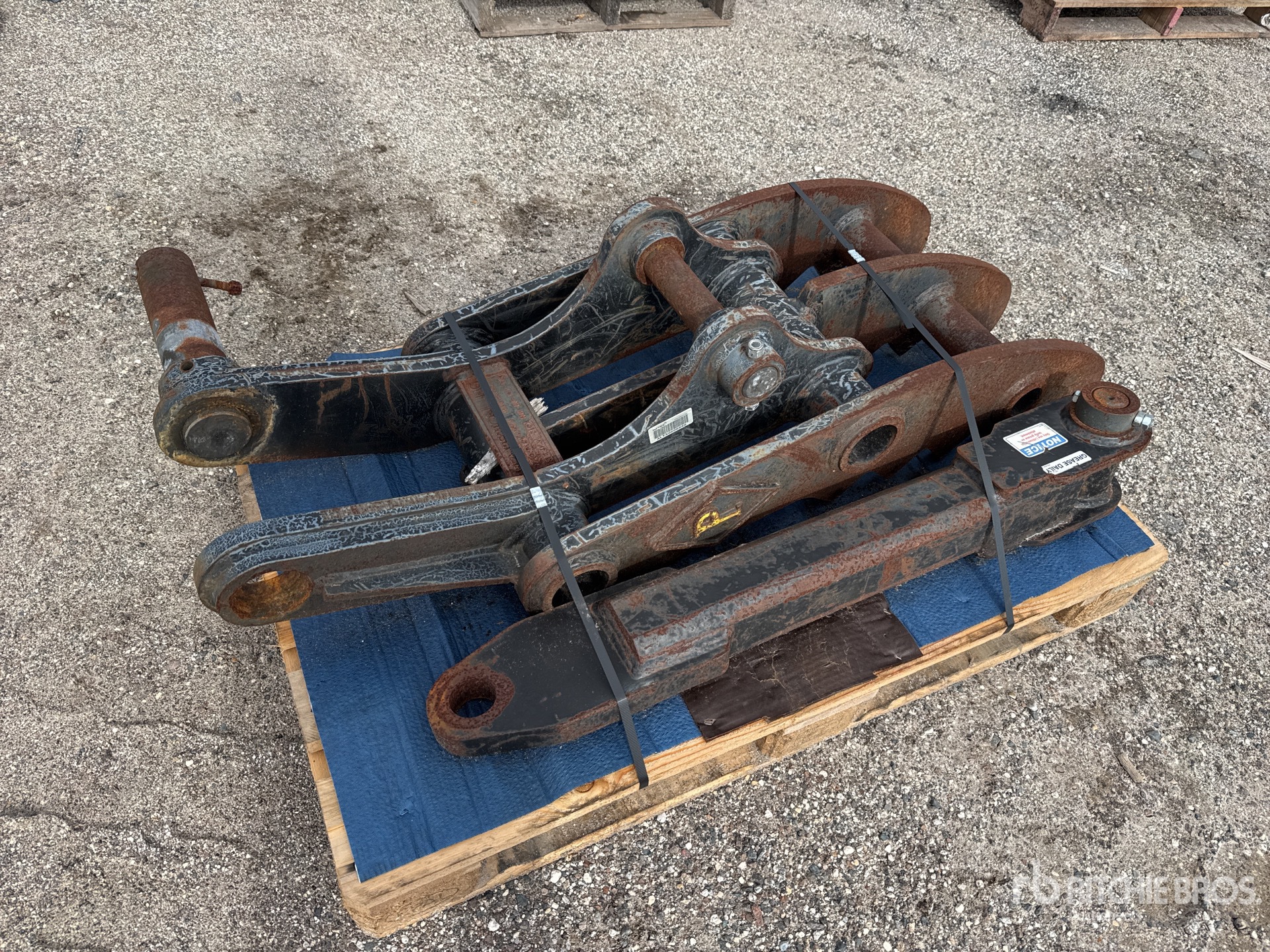 2021 Pemberton Attachments ECR145THB