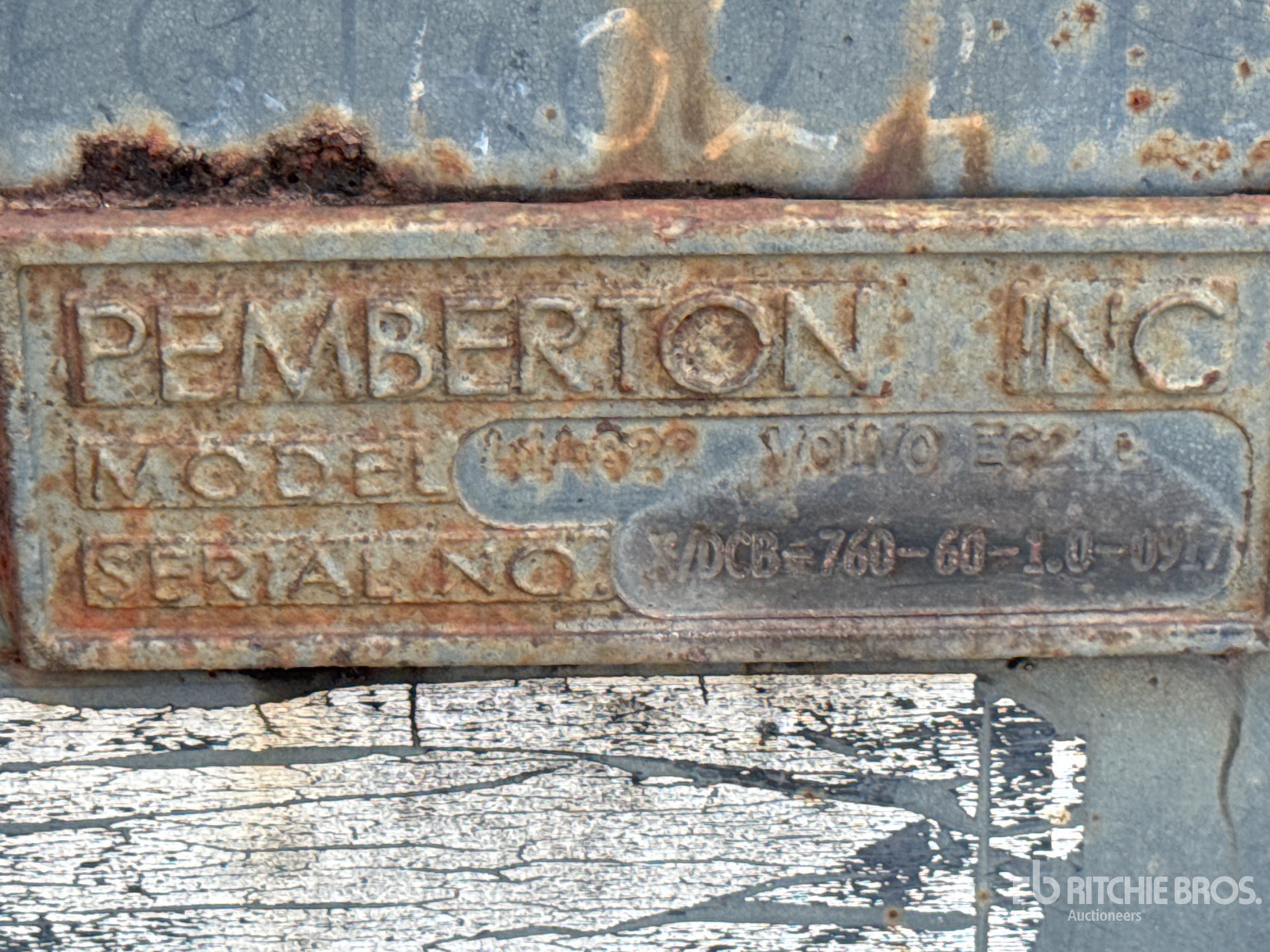 2017 Pemberton Attachments EC210BKT60