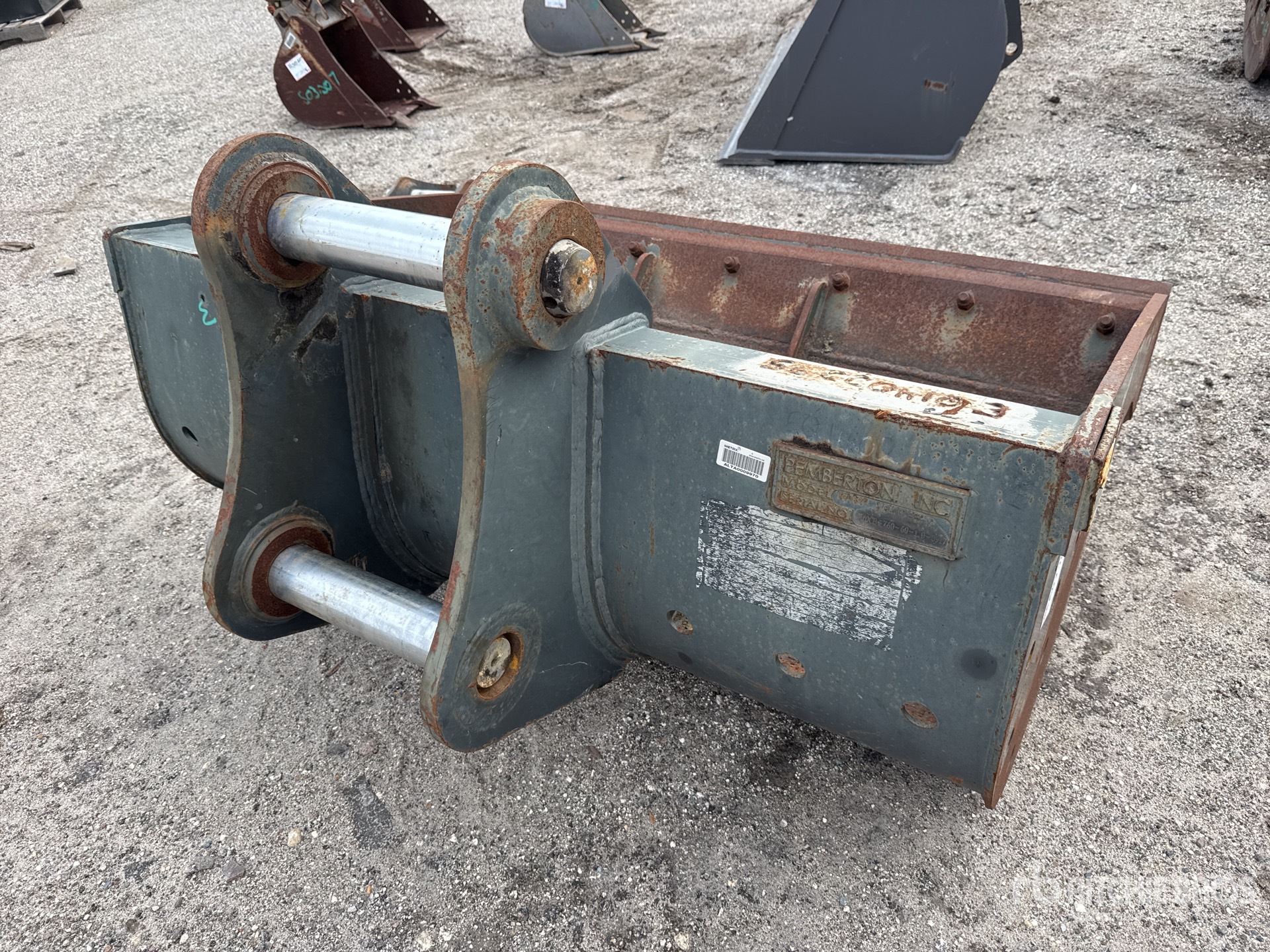 2017 Pemberton Attachments EC210BKT60